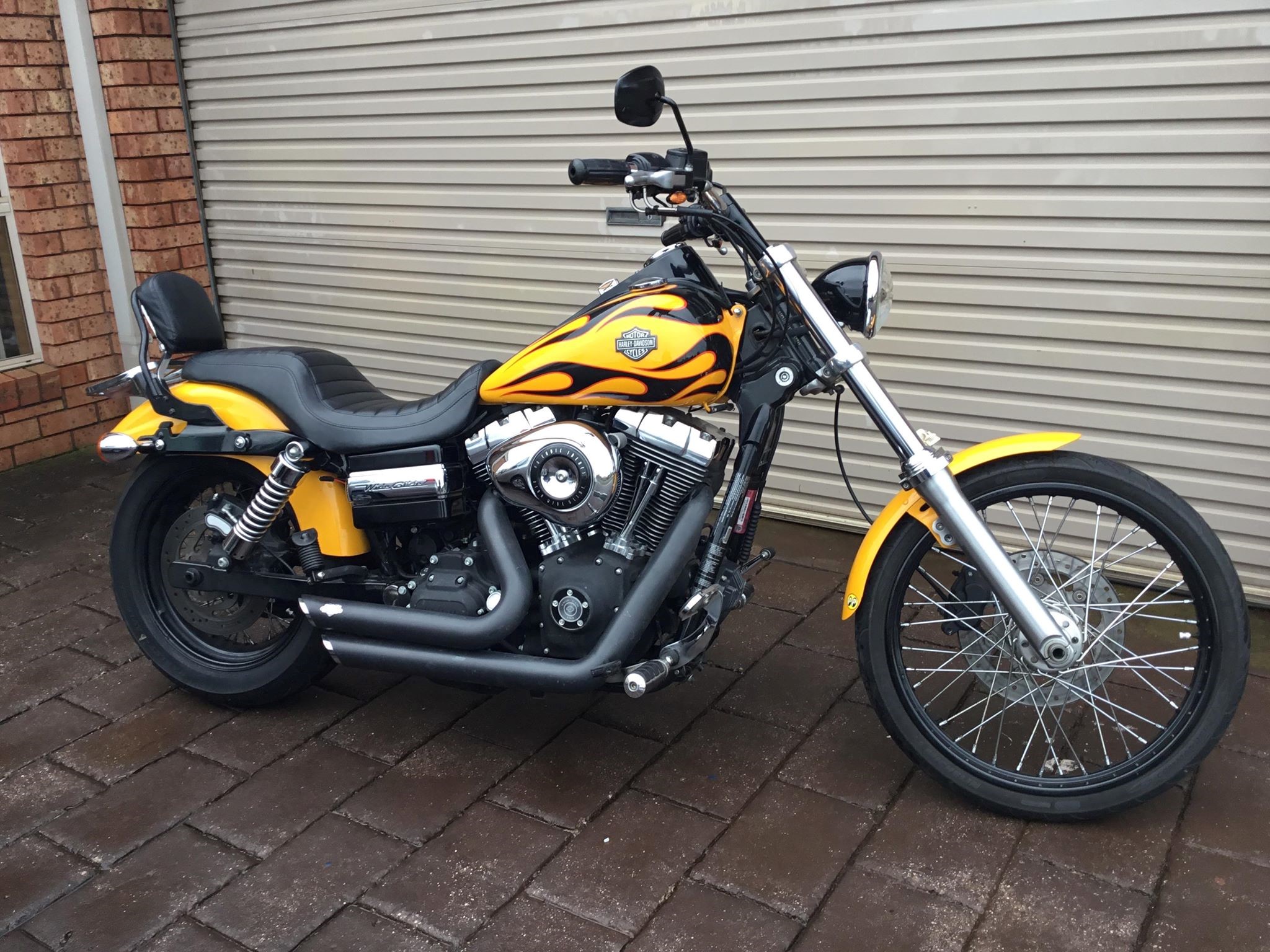 2011 HARLEY-DAVIDSON FXDWG WIDE GLIDE CRUISER
