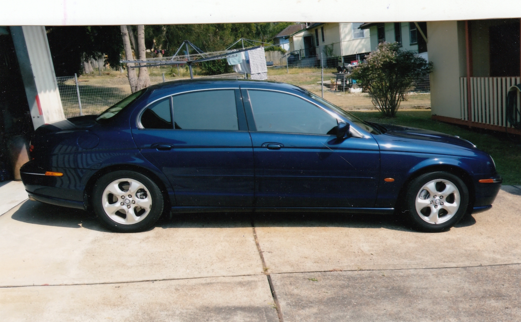 2000 JAGUAR S TYPE SALOON