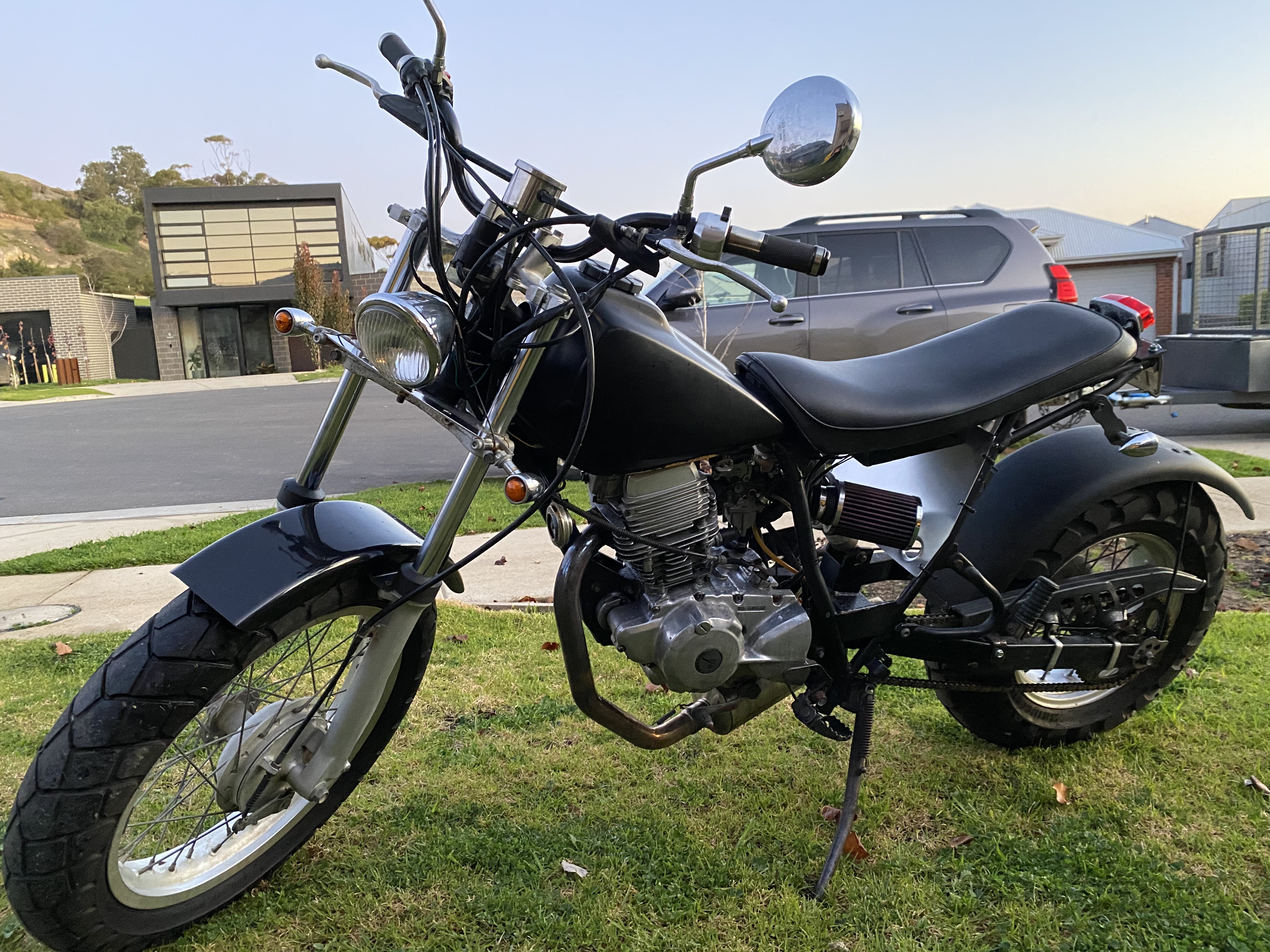 1989 YAMAHA TW200 CAFE RACER 