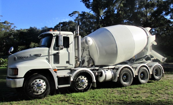 2007 MACK METROLINER CONCRETE AGITATOR 