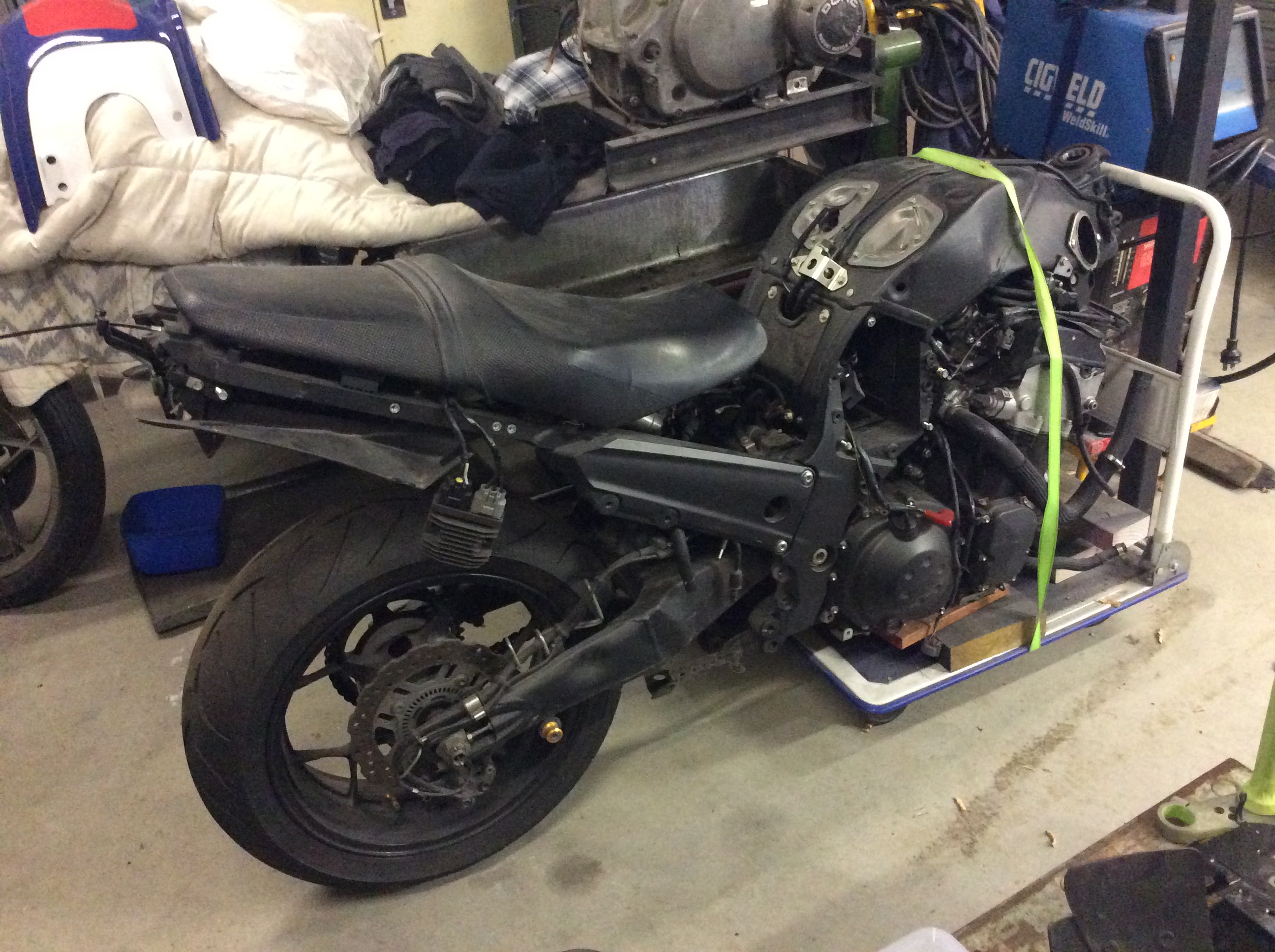 2011 KAWASAKI NINJA ZX-14 (ZX14-R) SPORTS bike