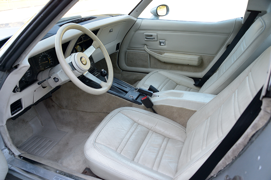 1978 CHEVROLET CORVETTE STINGRAY 2D COUPE