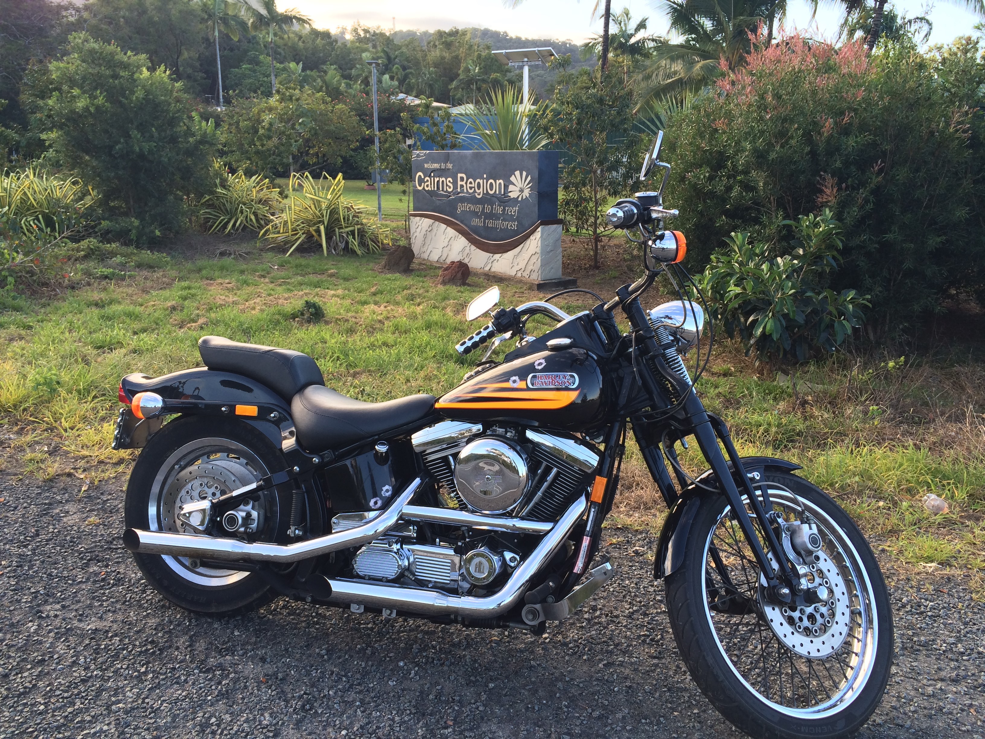 1996 HARLEY-DAVIDSON FXSTSB BADBOY CRUISER