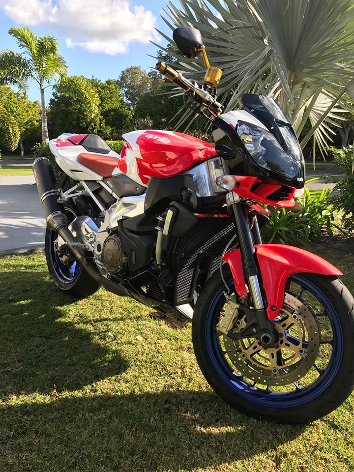 2007 APRILIA 1000R SPORTS BIKE