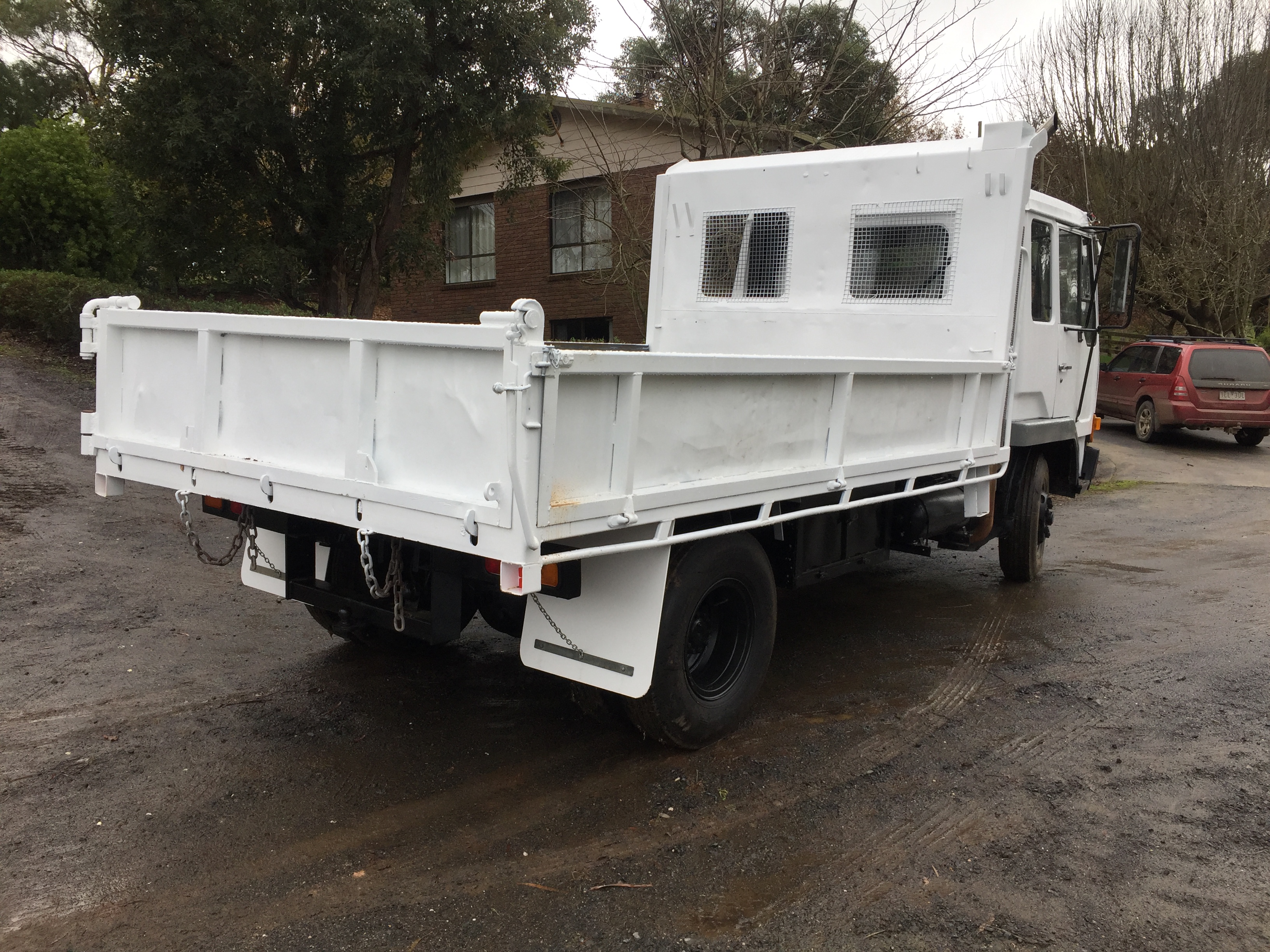 1990 MITSUBISHI FK 415 TIPPER 