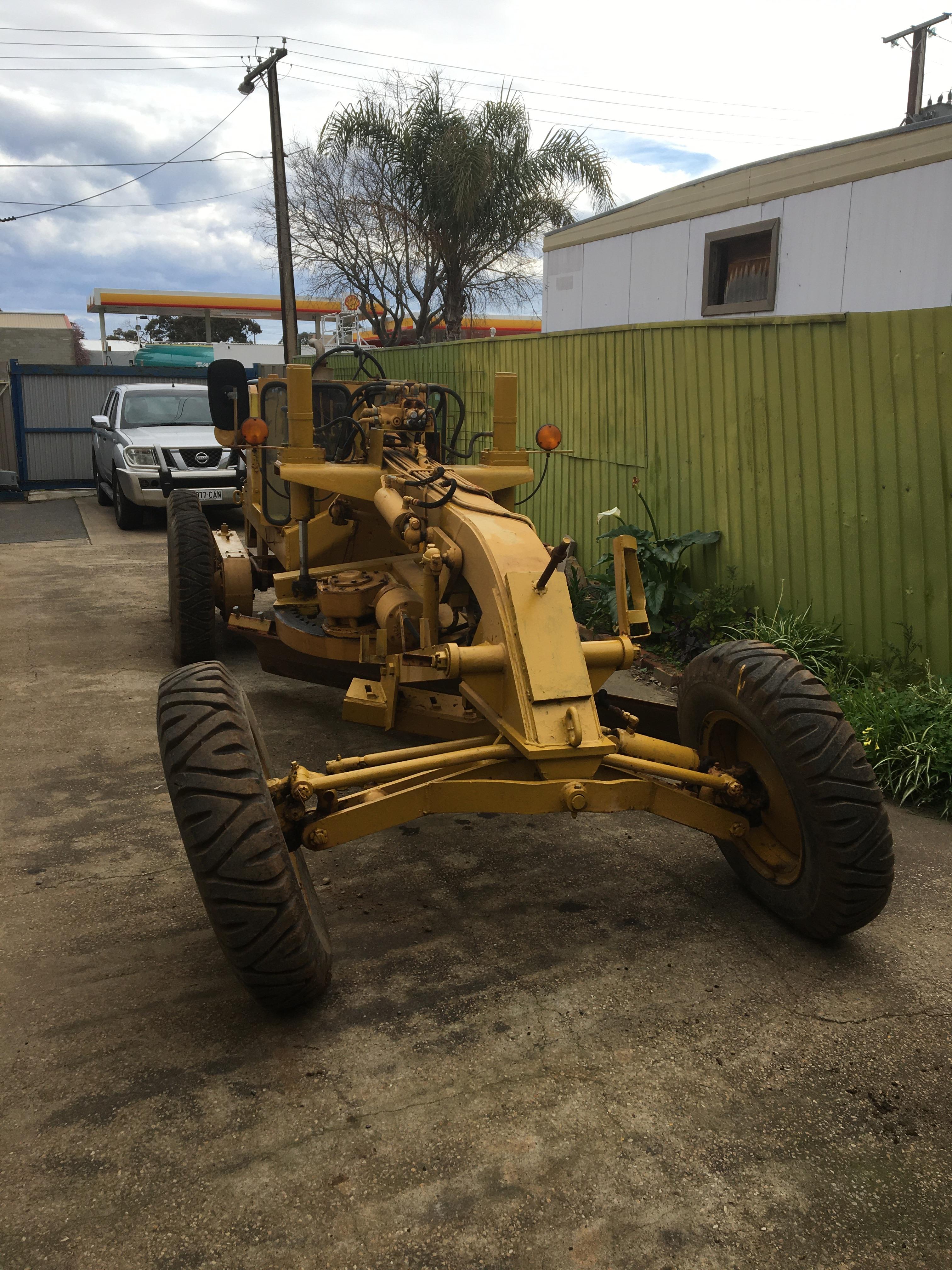 GALION SMALL GRADER