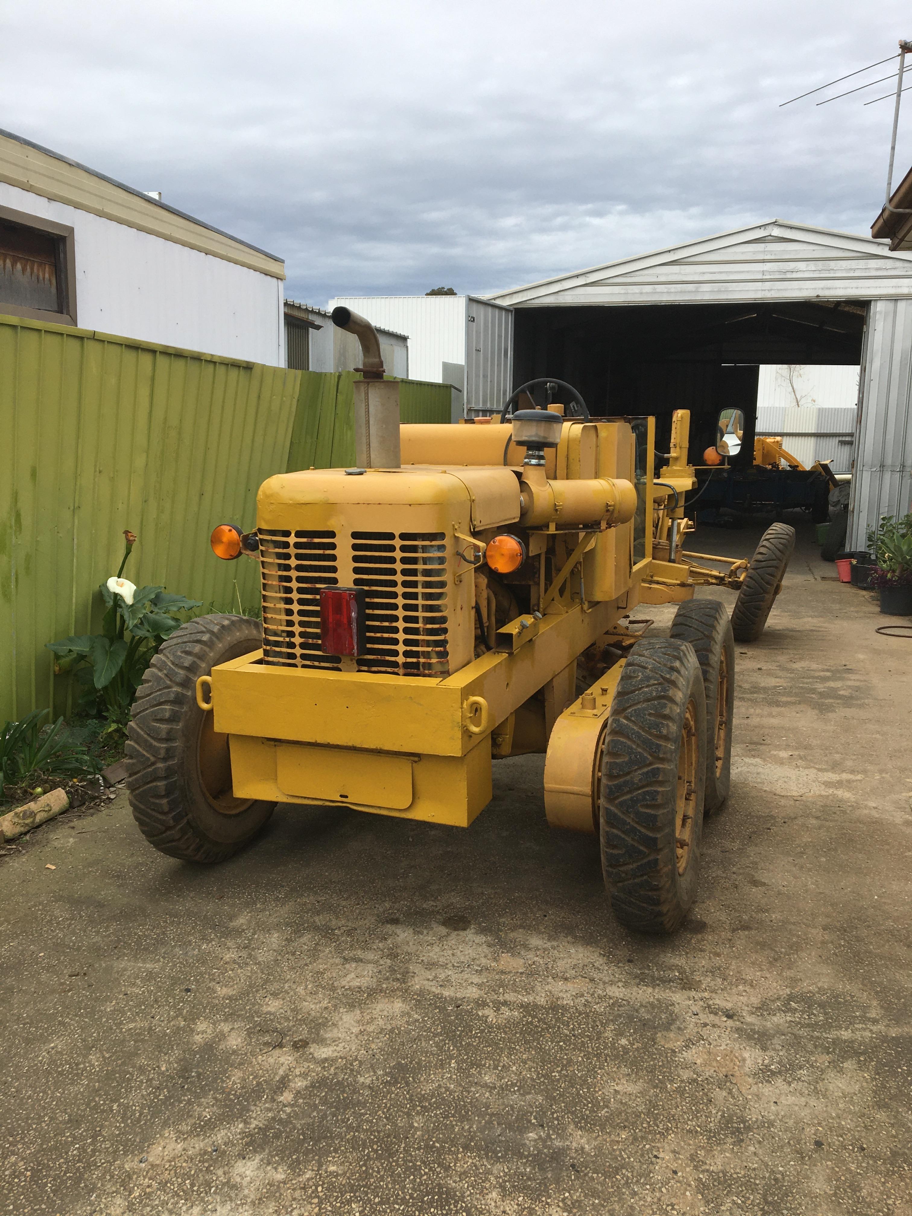 GALION SMALL GRADER 