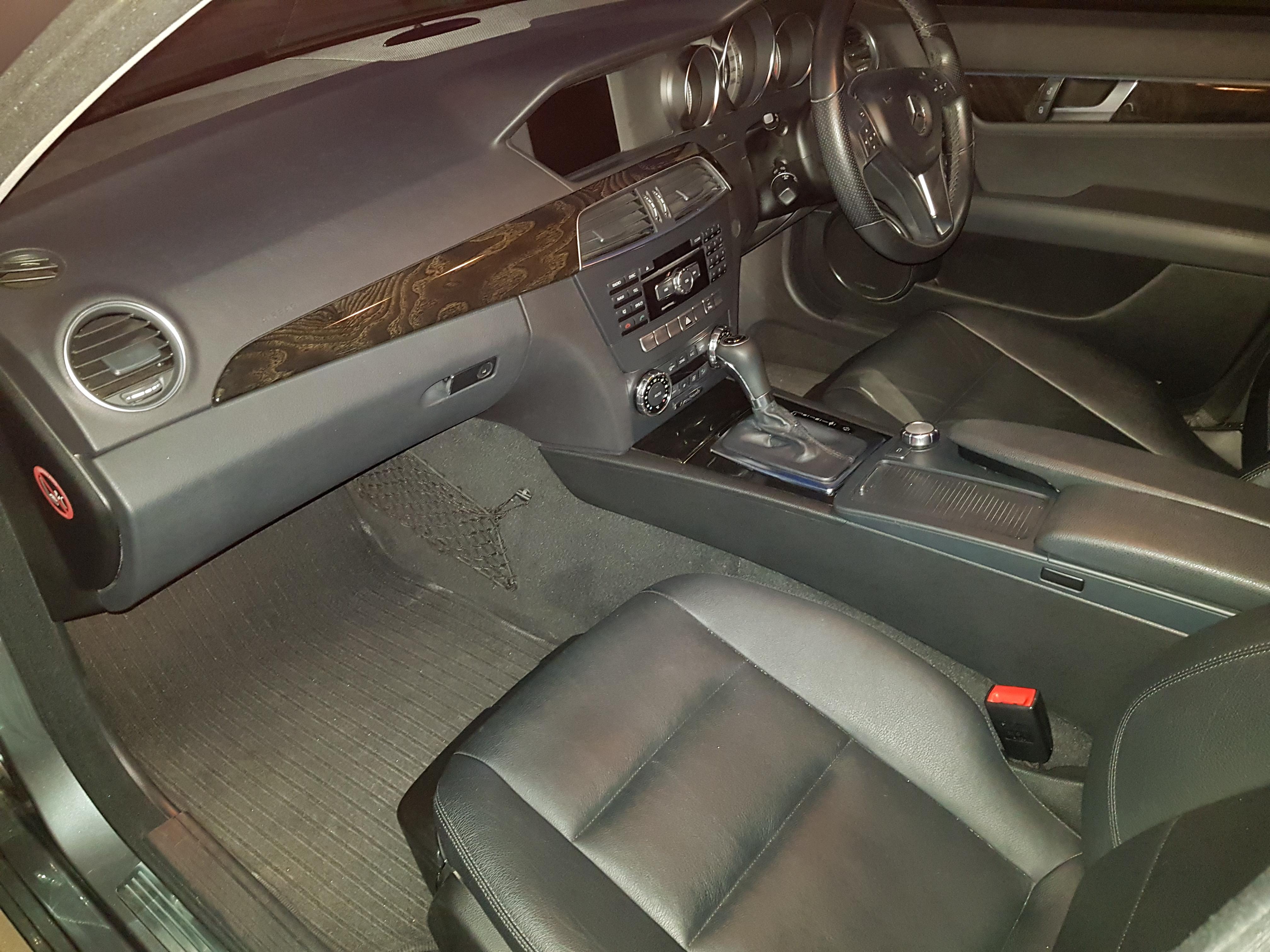 2011 MERCEDES-BENZ C250 W204 MY11 AVANTGARDE BE 7 SP AUTOMATIC G-TRONIC 4D SEDAN 