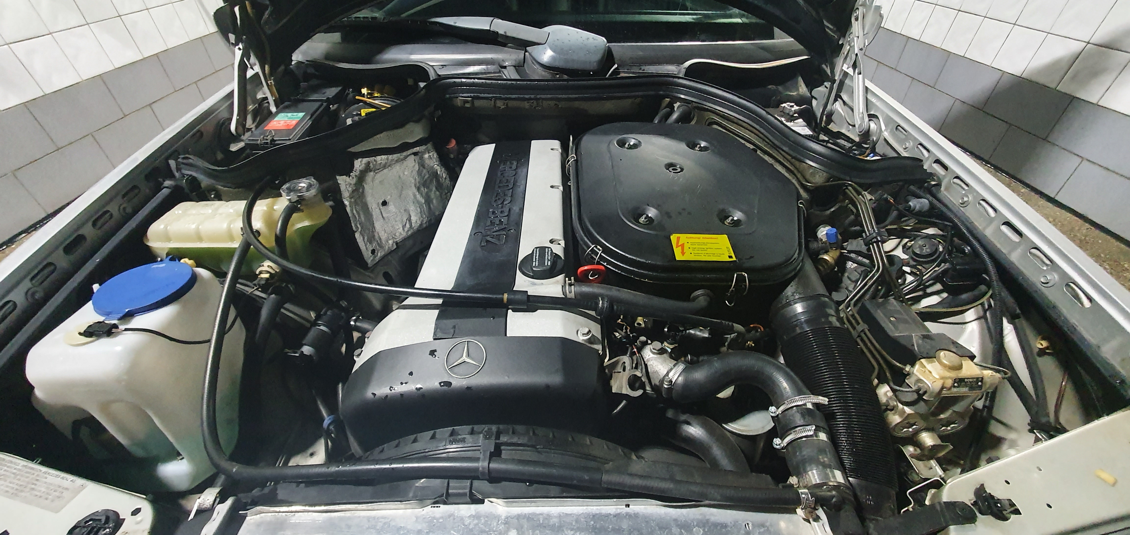 1990 MERCEDES-BENZ 300 W124 CE COUPE 