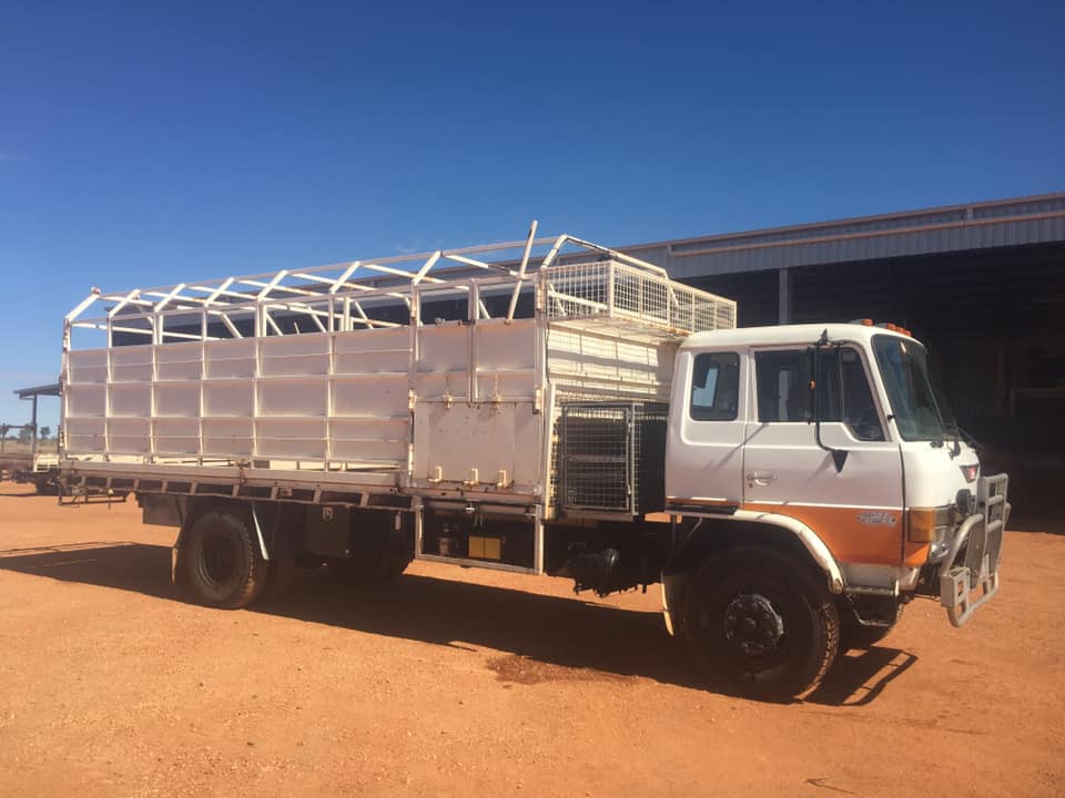 1985 HINO FF177K TRUCK