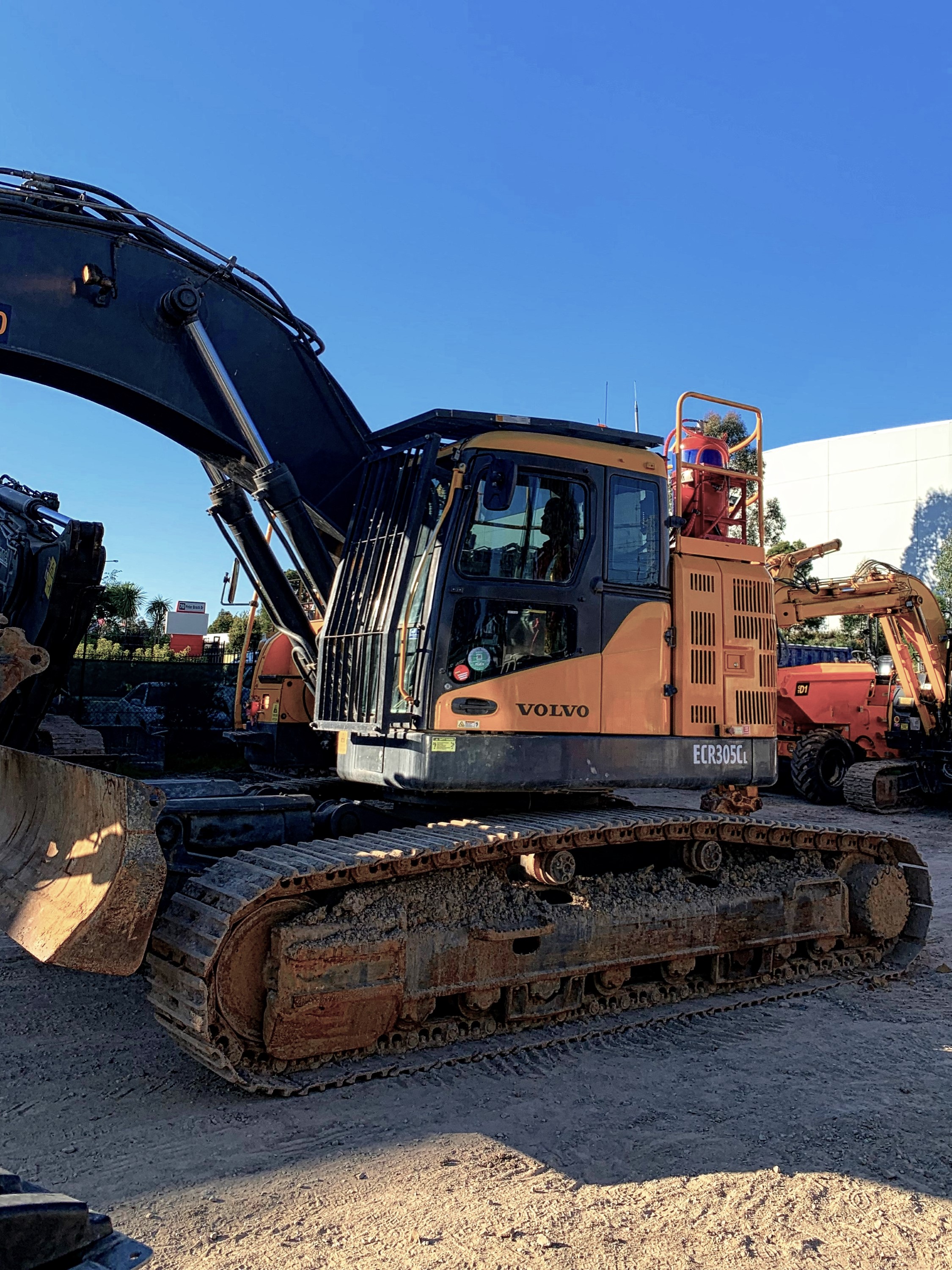 VOLVO ECR305 30T ZERO SWING EXCAVATOR