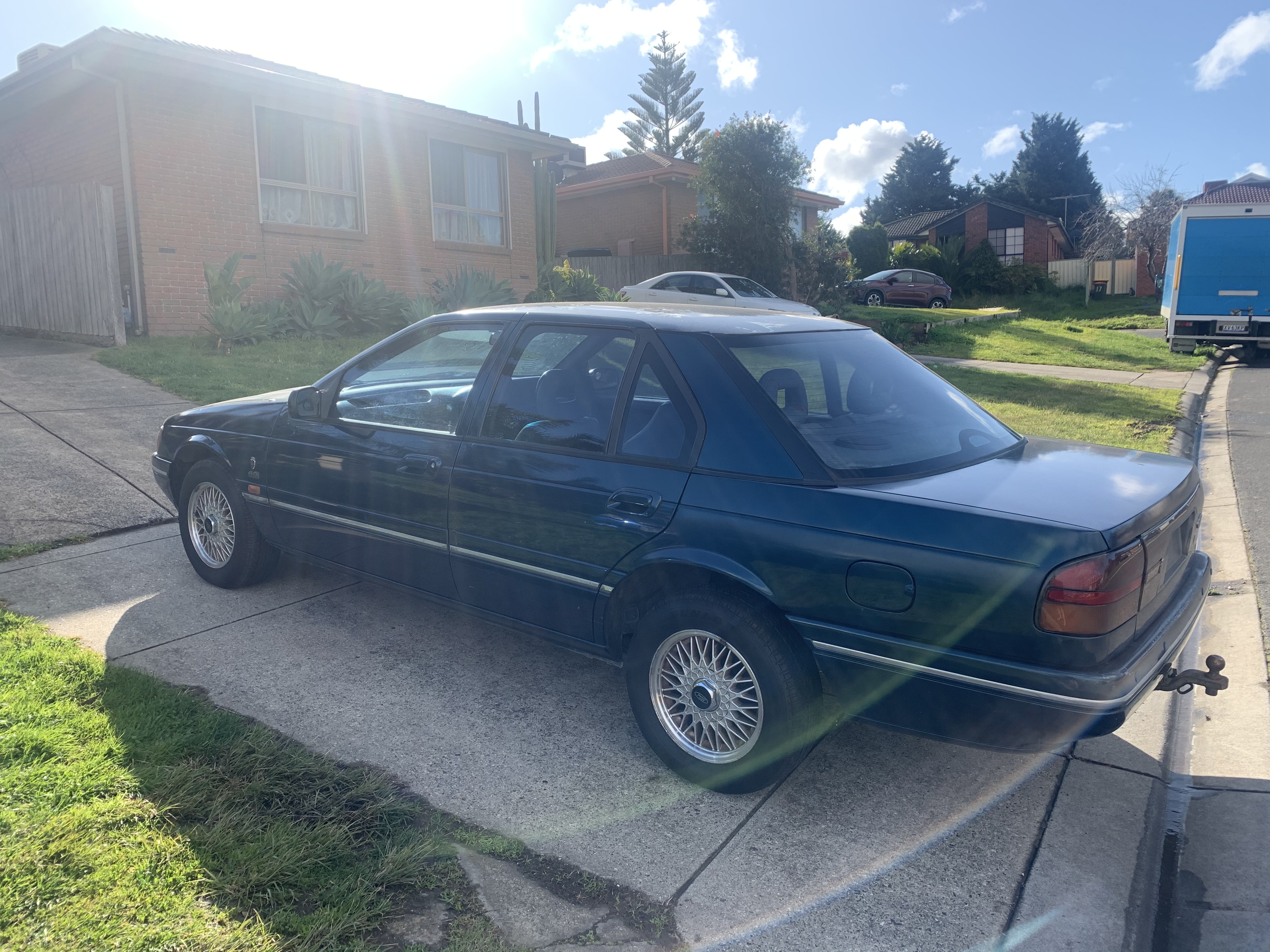 1994 FORD FAIRMONT GHIA ED SEDAN