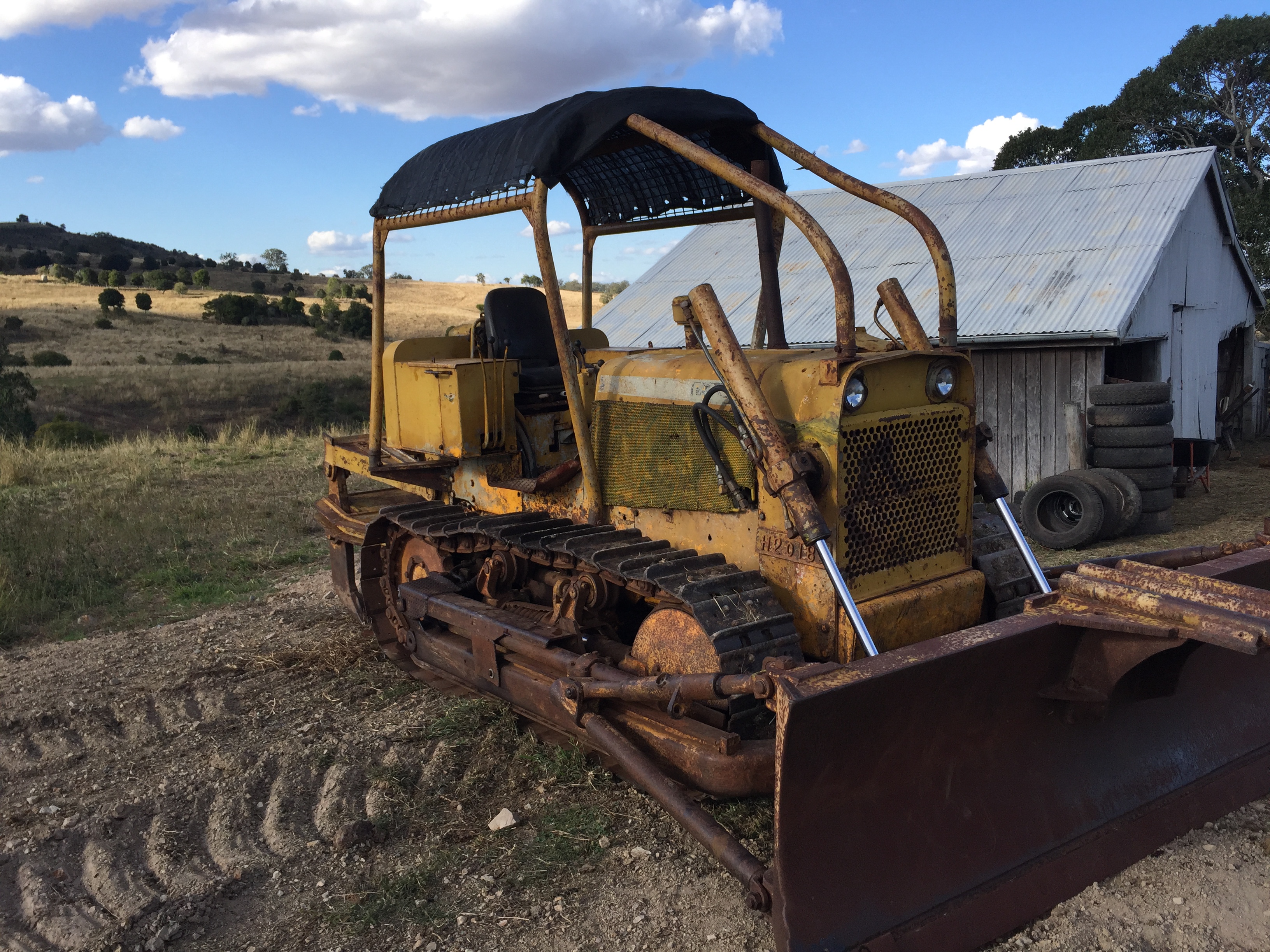 CASE 75HP DOZER
