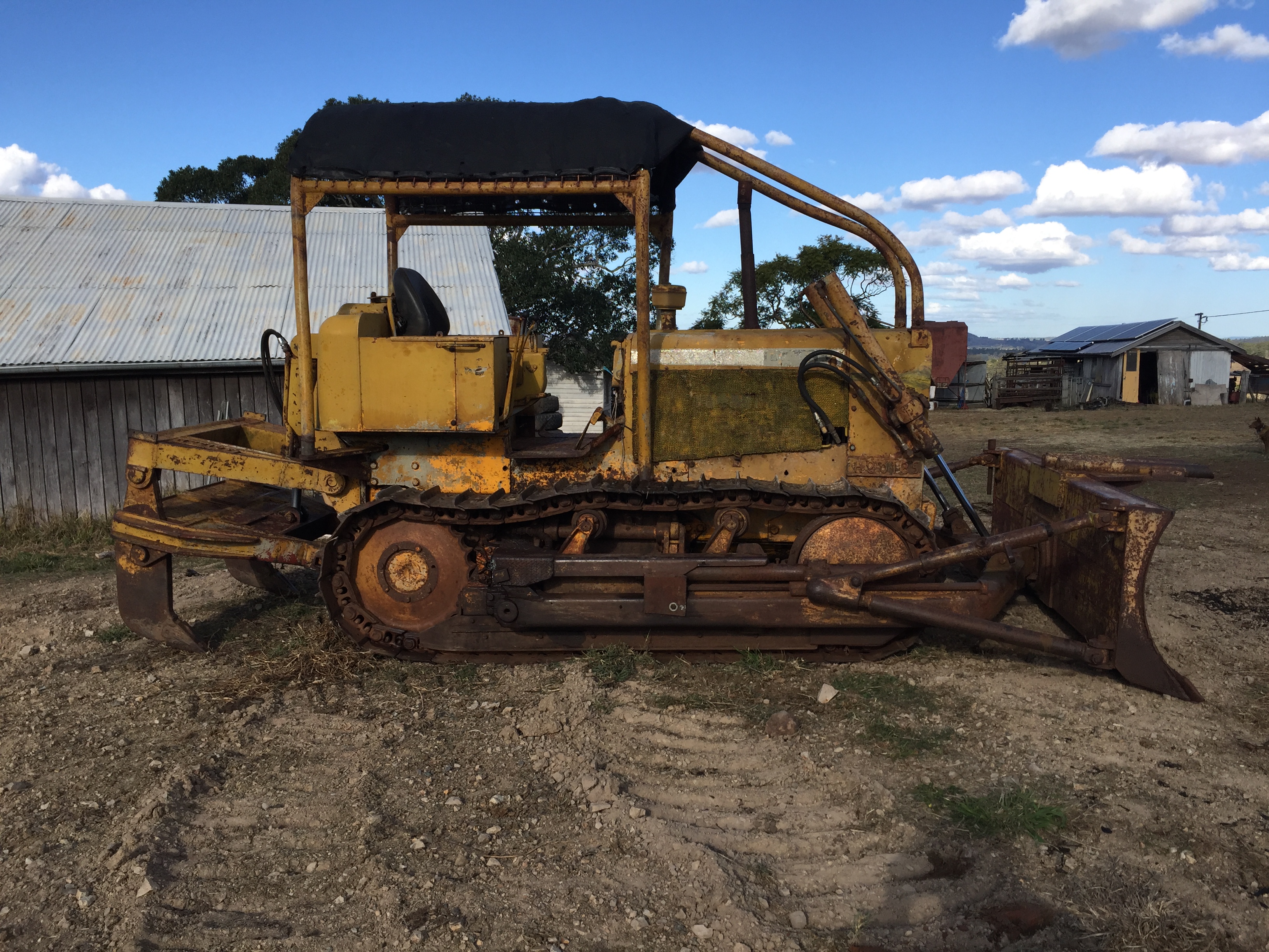 CASE 75HP DOZER