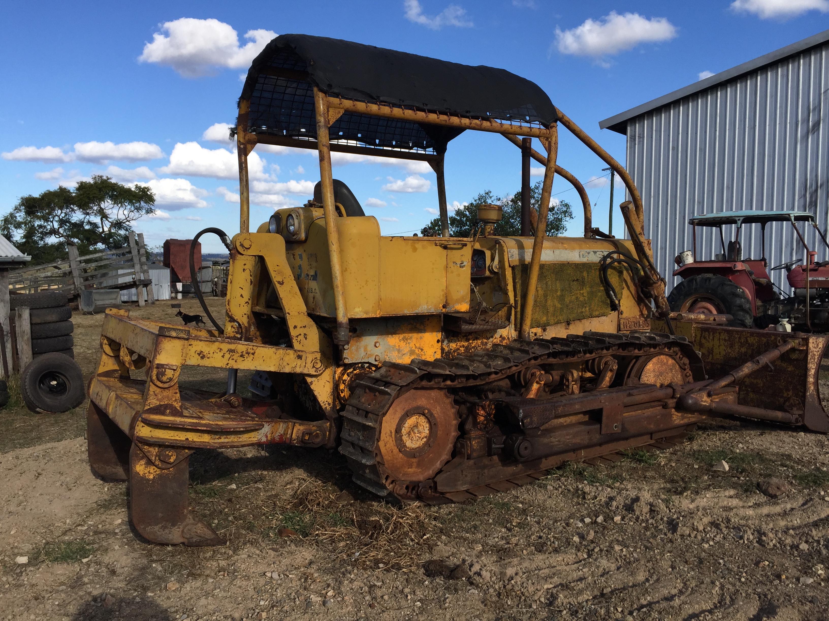 CASE 75HP DOZER