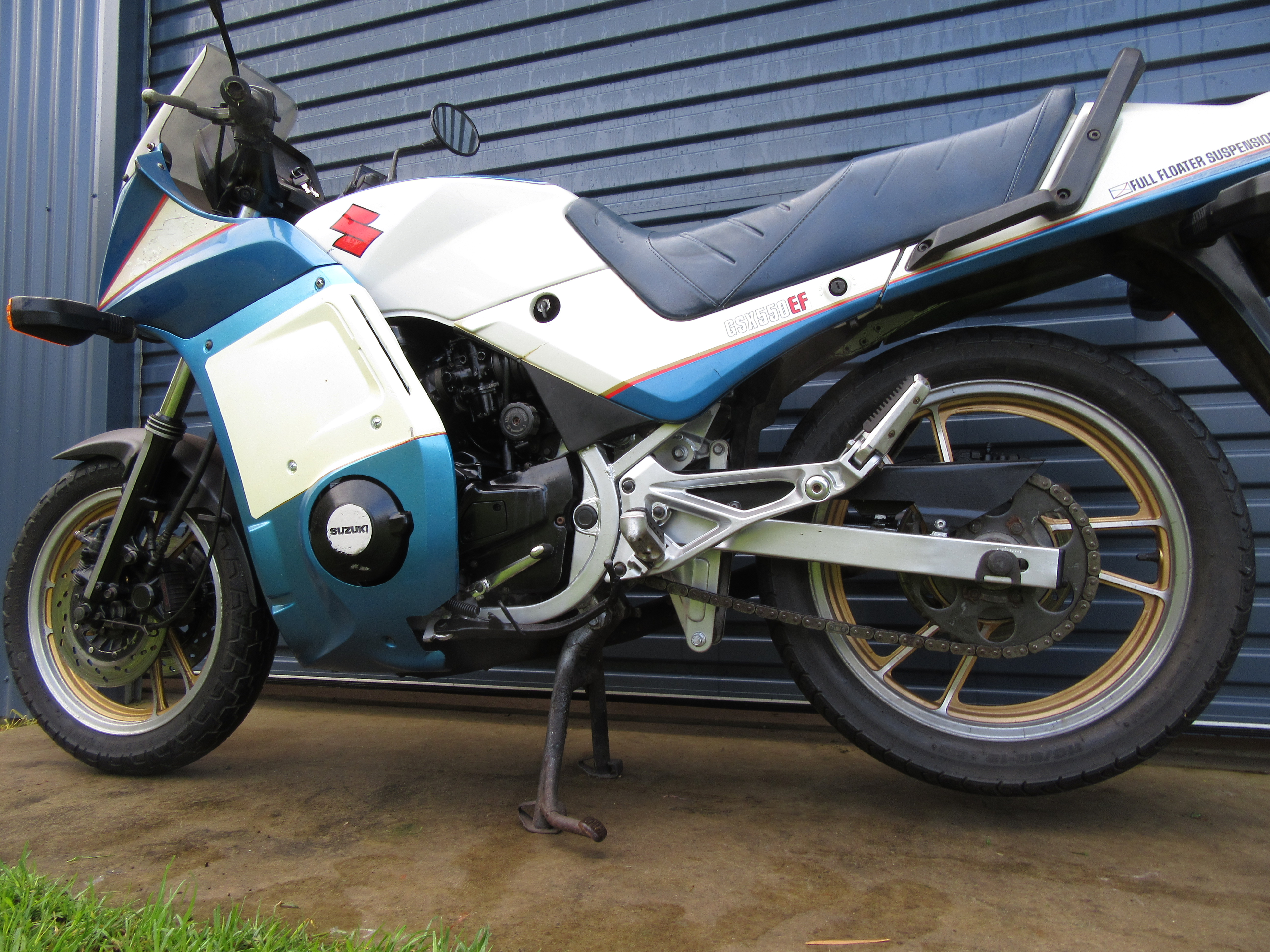 1984 SUZUKI GSX550 ROAD