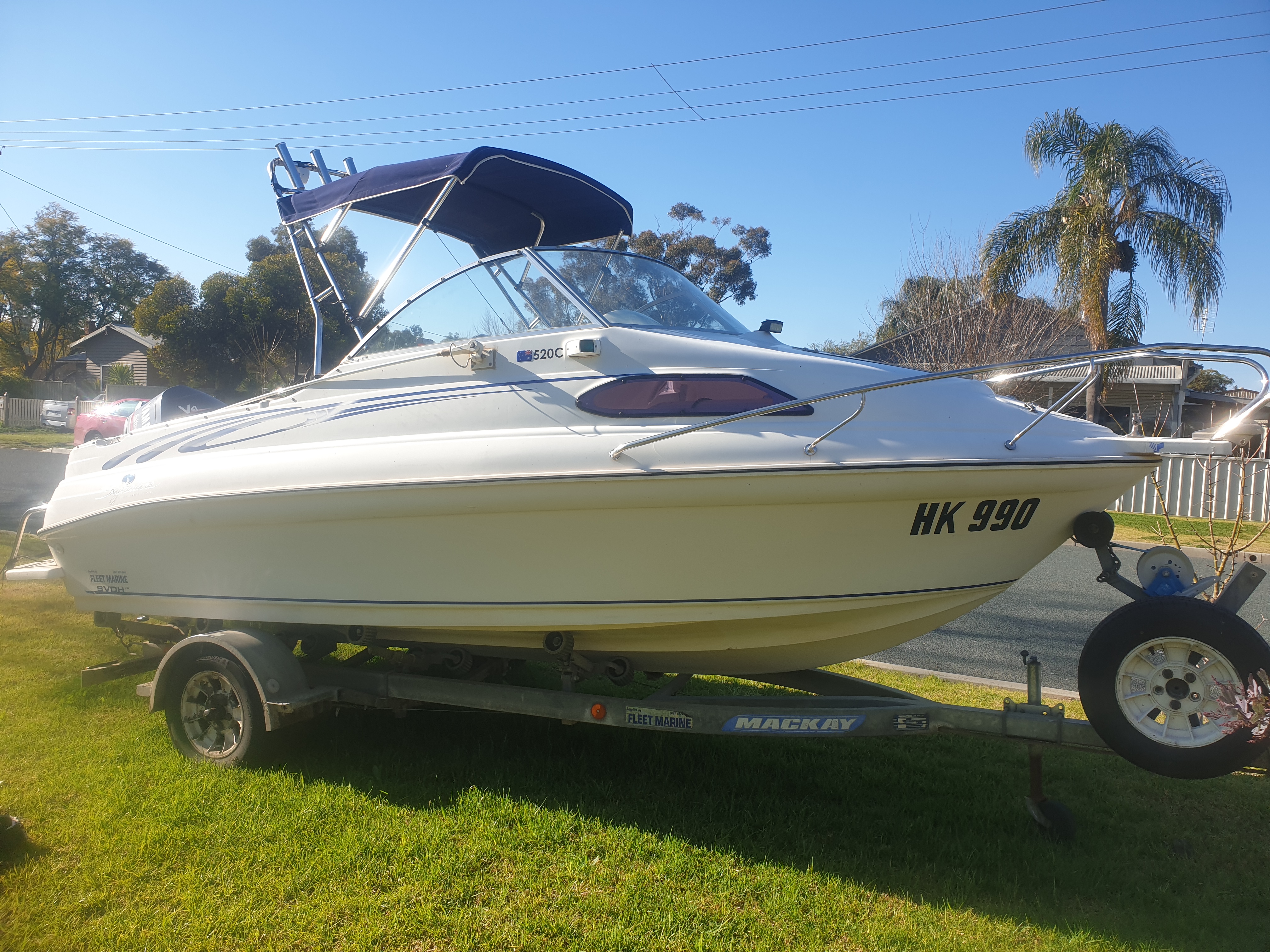 2004 HAINES SIGNATURE 520 C CUDDY CABIN 