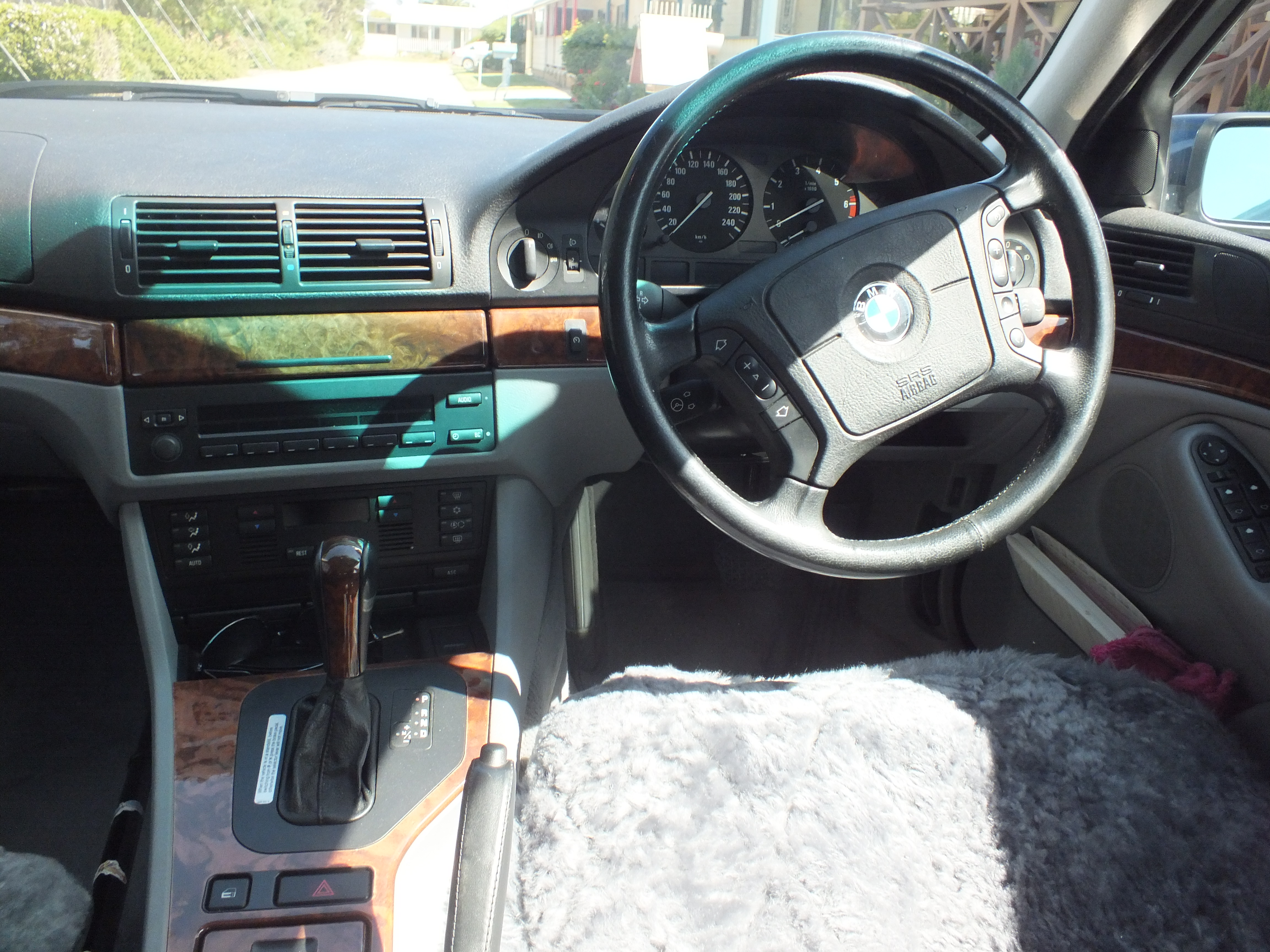 1996 BMW 5 35i 5 SP AUTOMATIC STEPTRONIC 4D SEDAN
