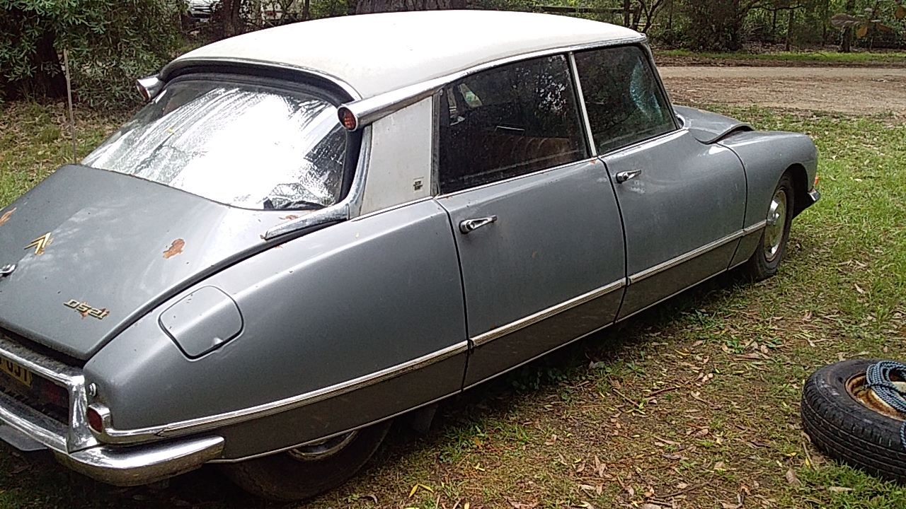 1969 CITROEN DS21 PALLAS SEDAN