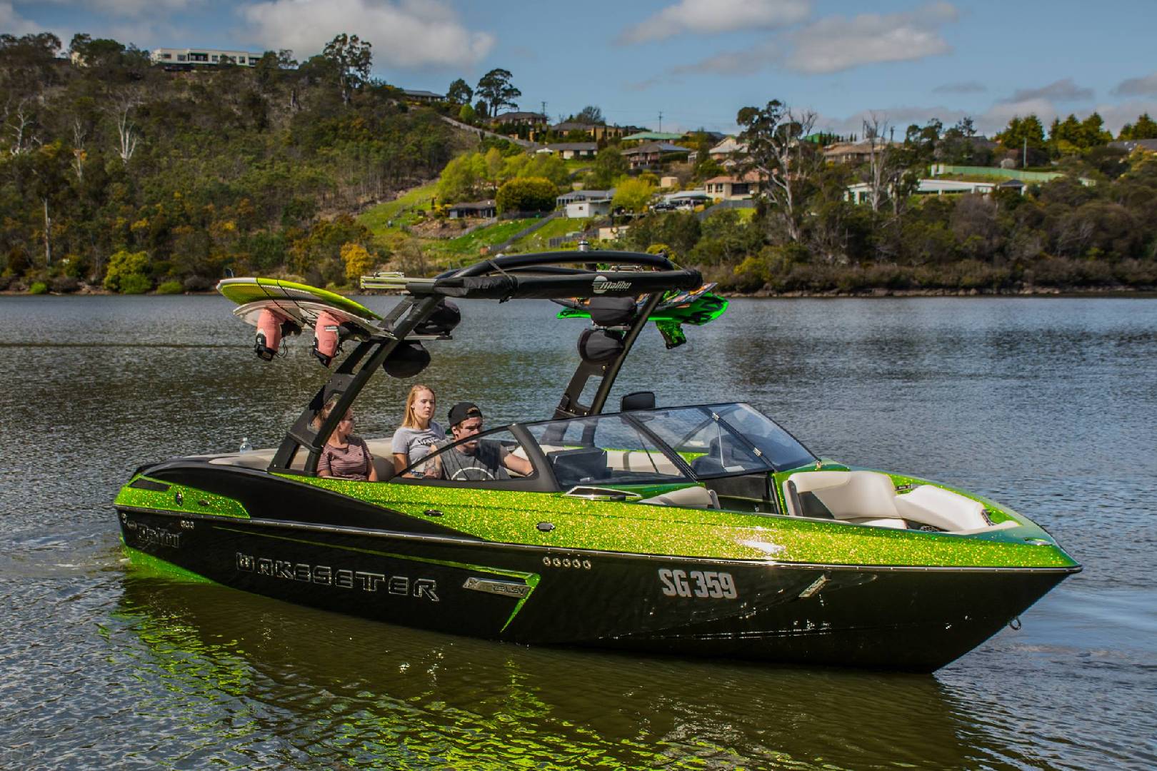 2015 MALIBU WAKESETTER 23 LSV SKI BOAT