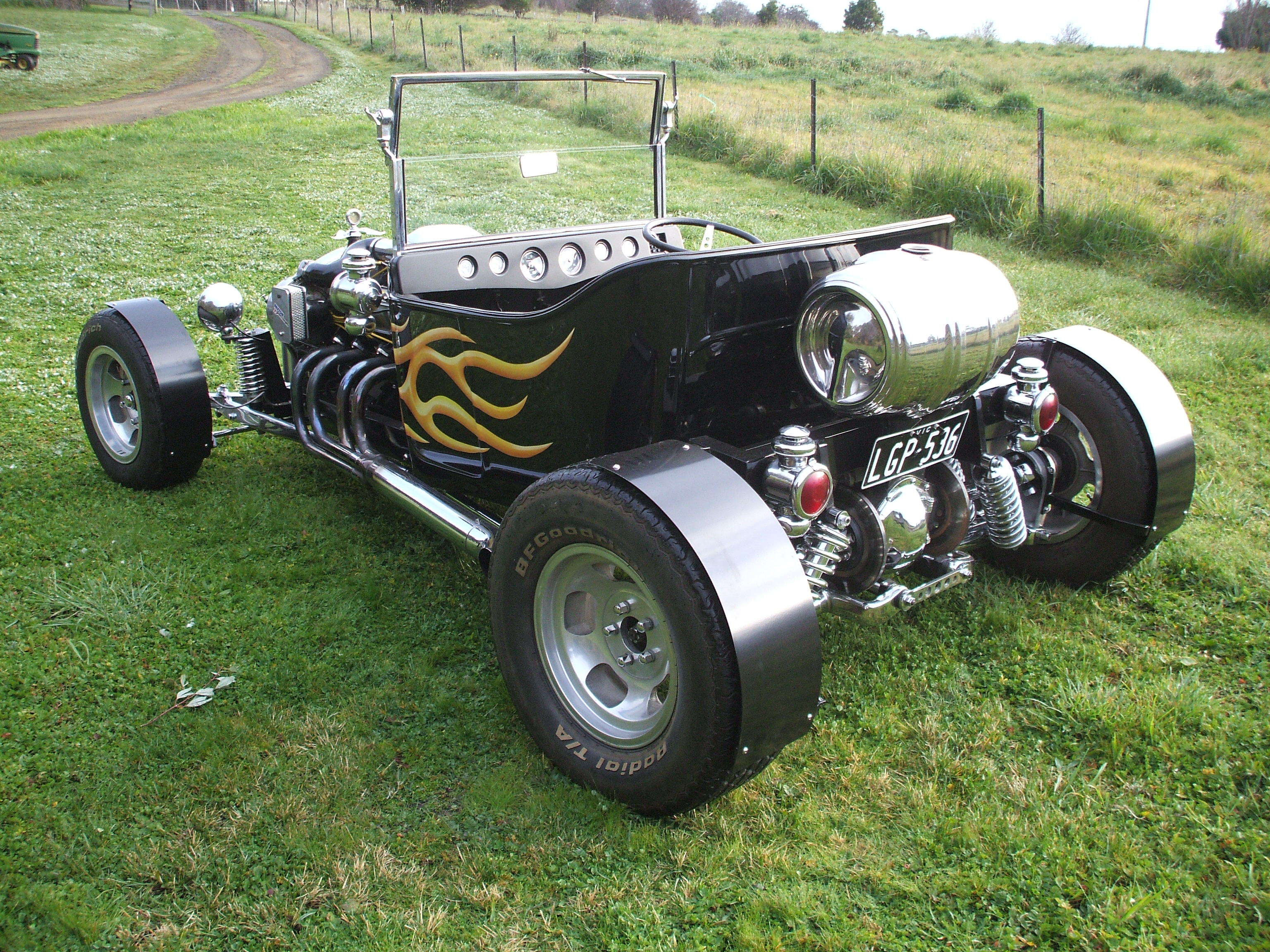 1923 FORD MODEL T BUCKET HOT ROD