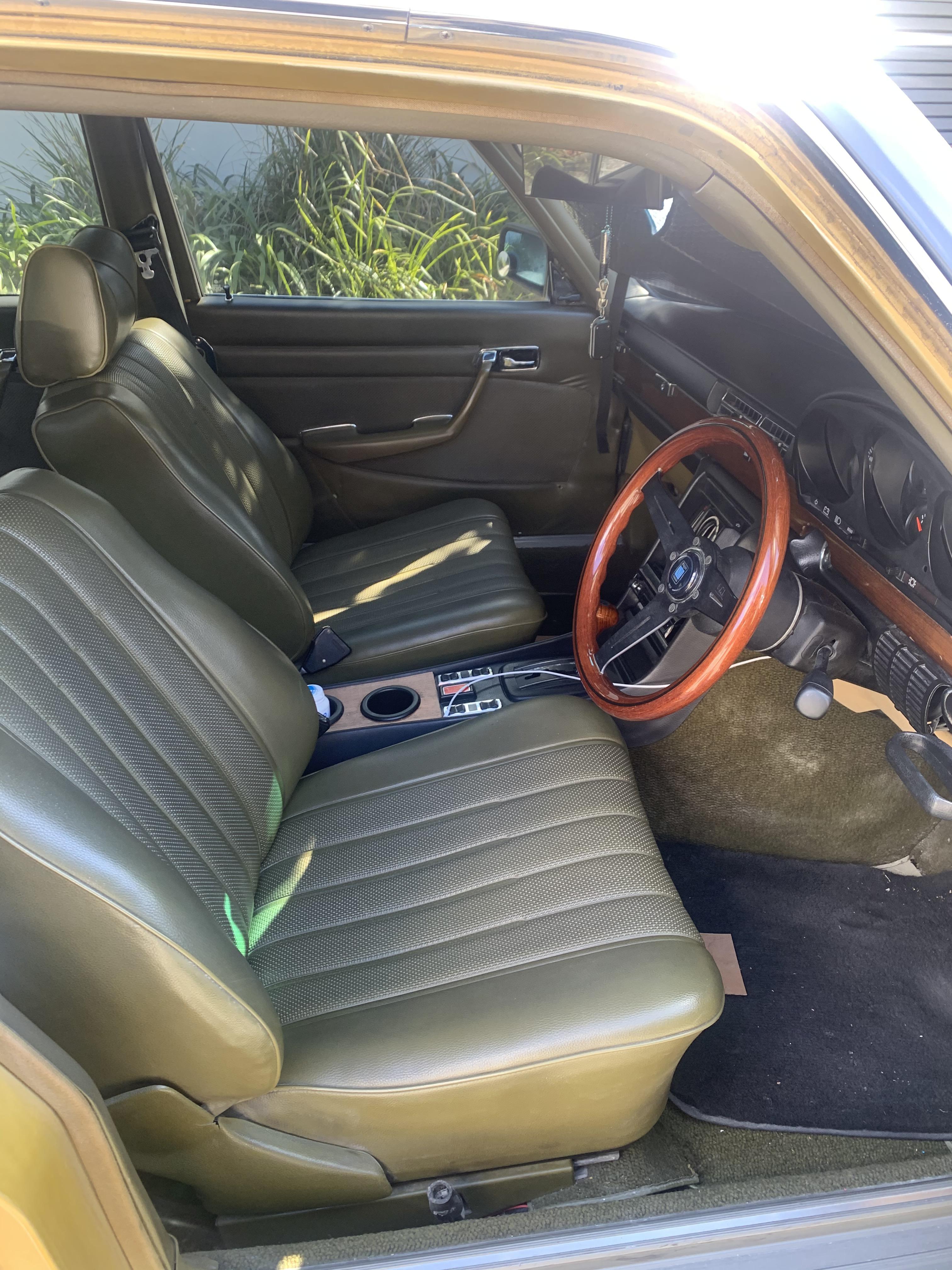 1976 MERCEDES-BENZ 280 W116 SE 4 SP AUTOMATIC 4D SEDAN