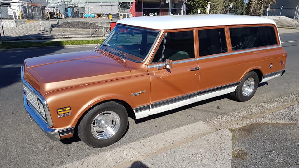 1972 CHEVROLET SUBURBAN WAGON