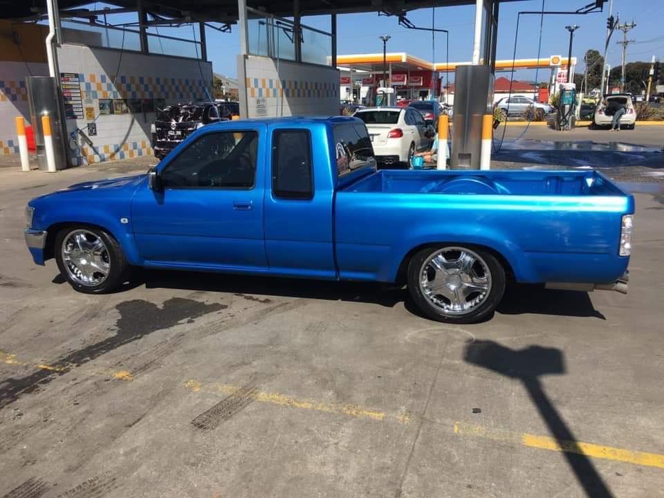 1989 TOYOTA HILUX SR5 EXTRA CAB UTILITY 