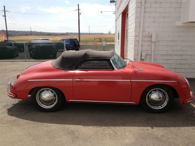 PORSCHE 356 - 1957 INTERMECCANICA SPEEDSTER 356 - REPLICA