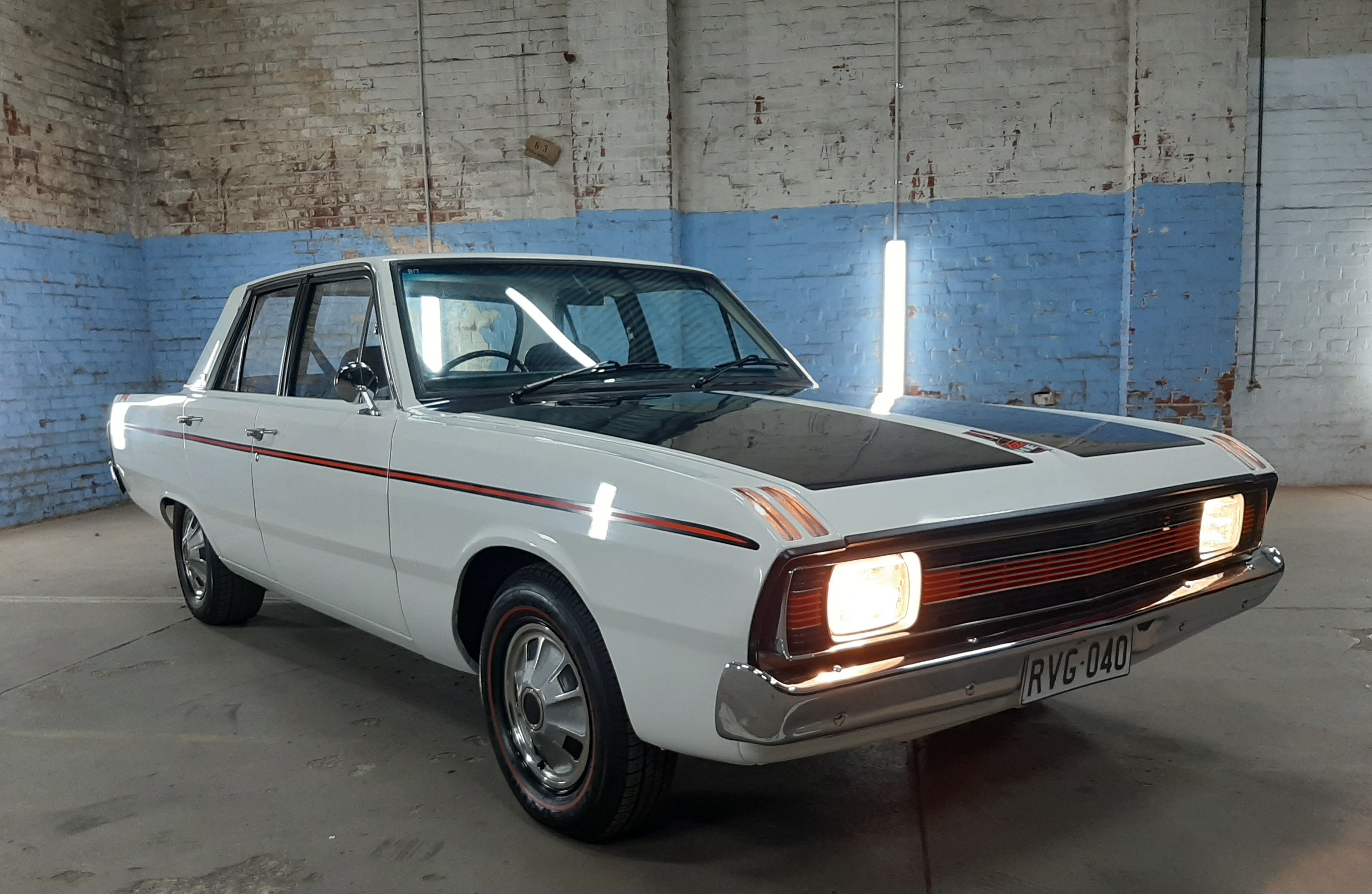 1970 CHRYSLER VALIANT VG PACER 3 SP MANUAL 4D SEDAN
