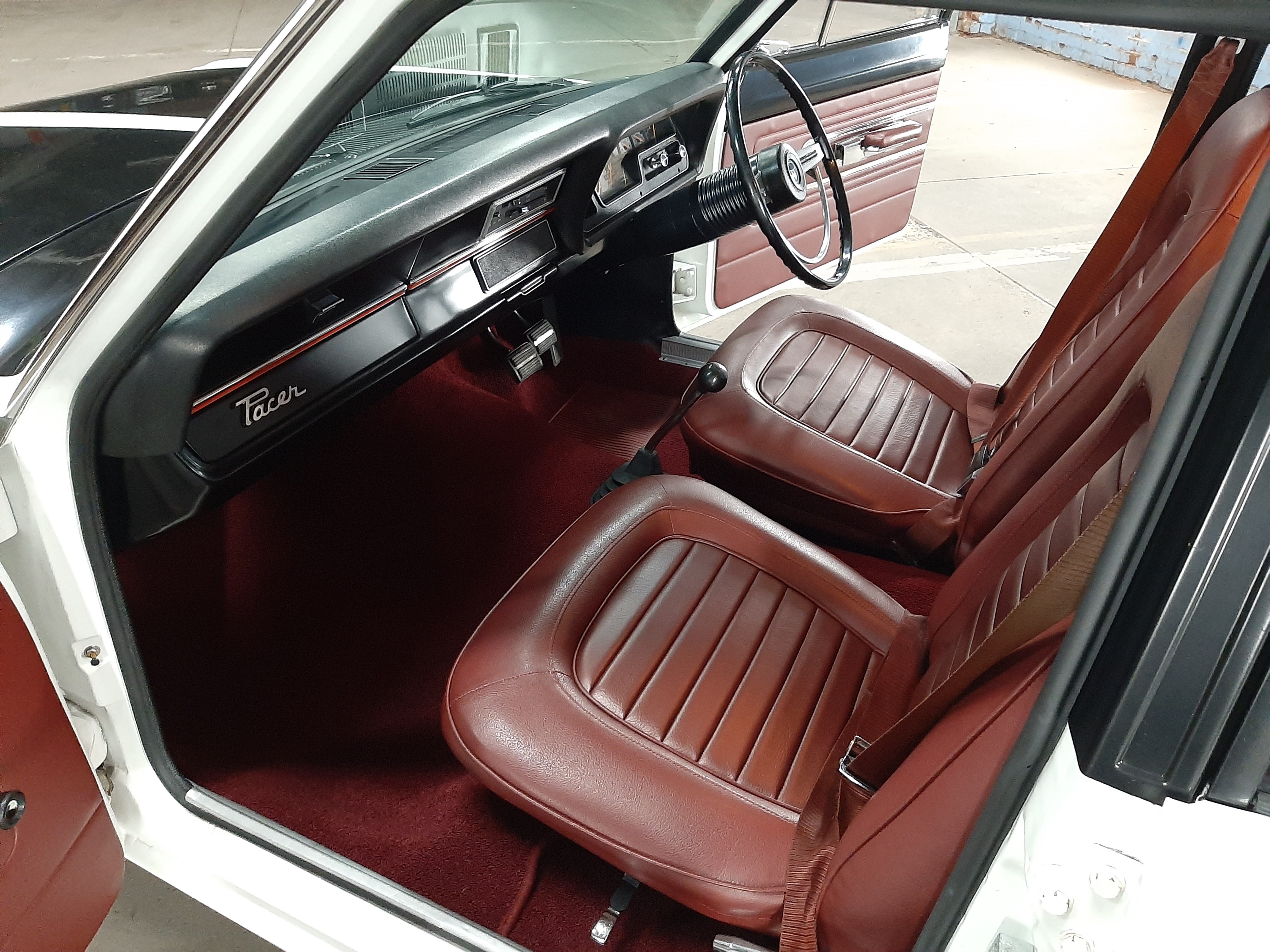 1970 CHRYSLER VALIANT VG PACER 3 SP MANUAL 4D SEDAN
