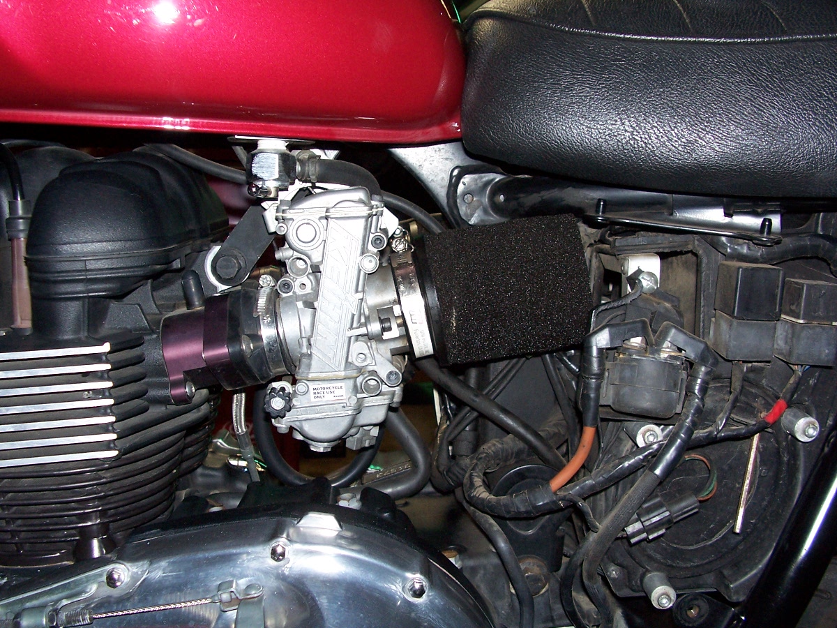 2008 TRIUMPH BONNEVILLE 865CC ROAD