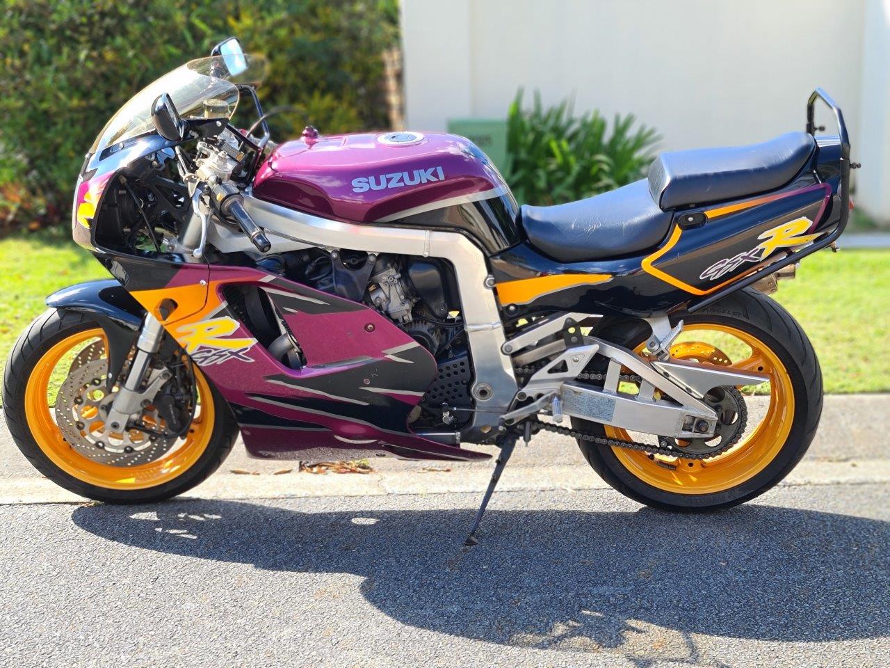 1995 SUZUKI GSX-R750 SPORTS
