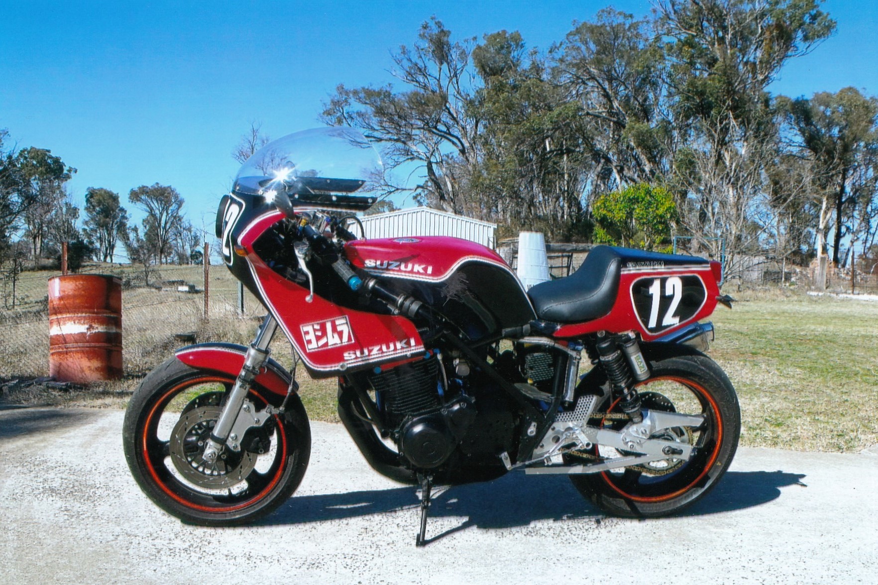 1982 SUZUKI GSX1100 MCINTOSH RACE BIKE
