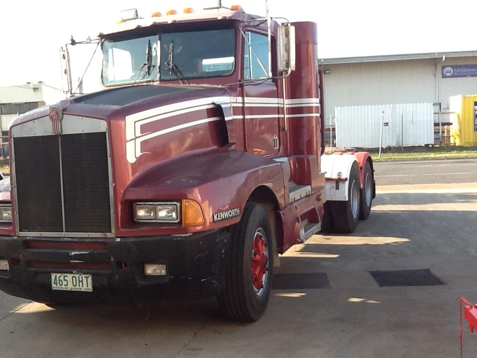 11/1987 Kenworth T600 Prime Mover