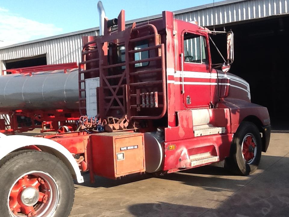11/1987 Kenworth T600 Prime Mover