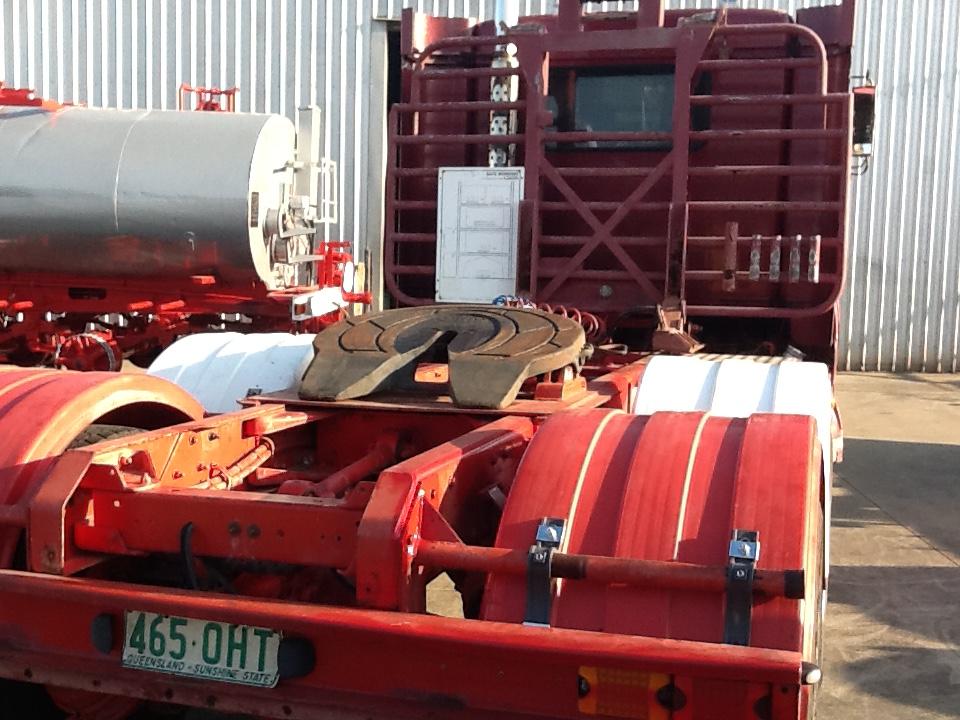 11/1987 Kenworth T600 Prime Mover