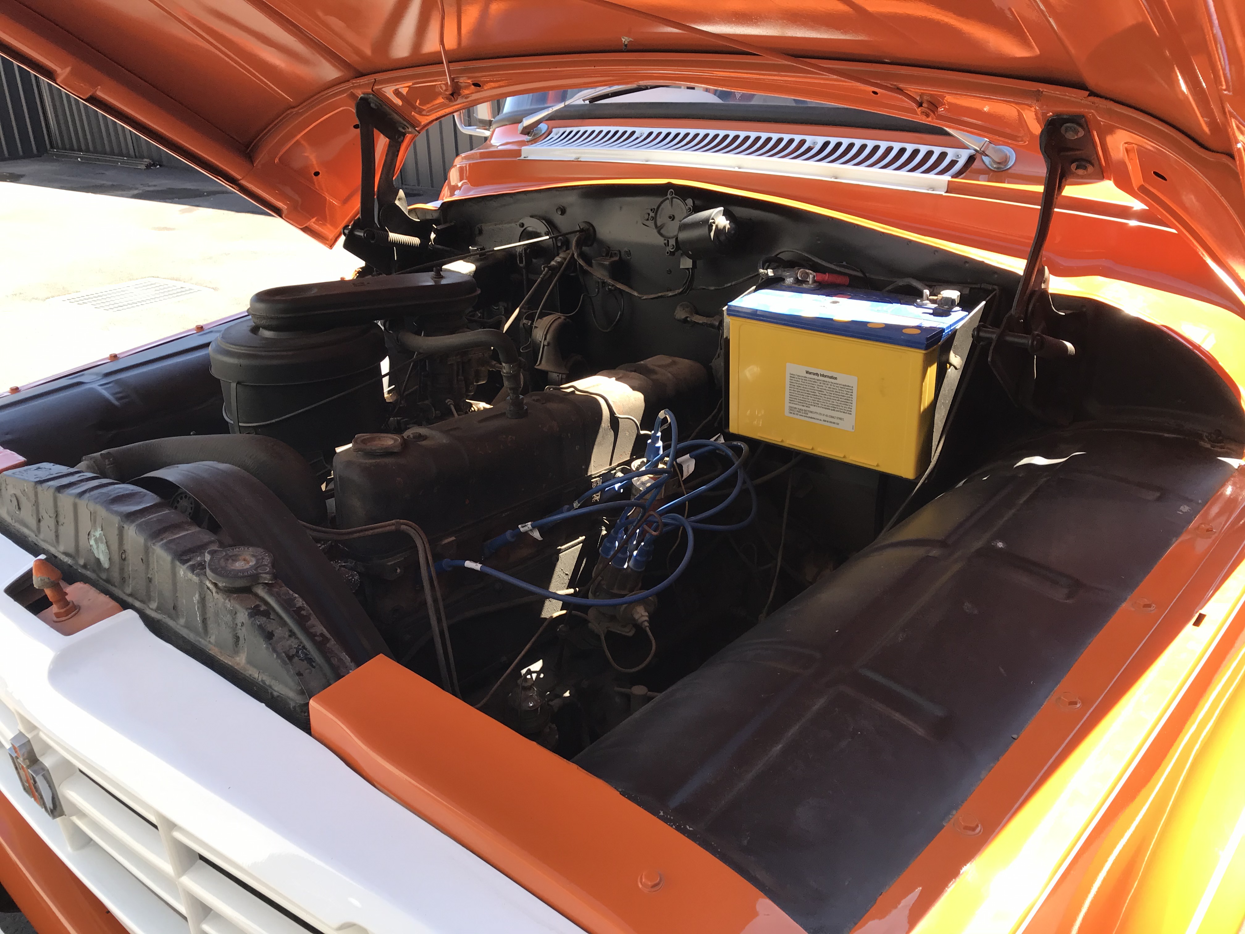 1975 INTERNATIONAL D1310 TRAY TOP