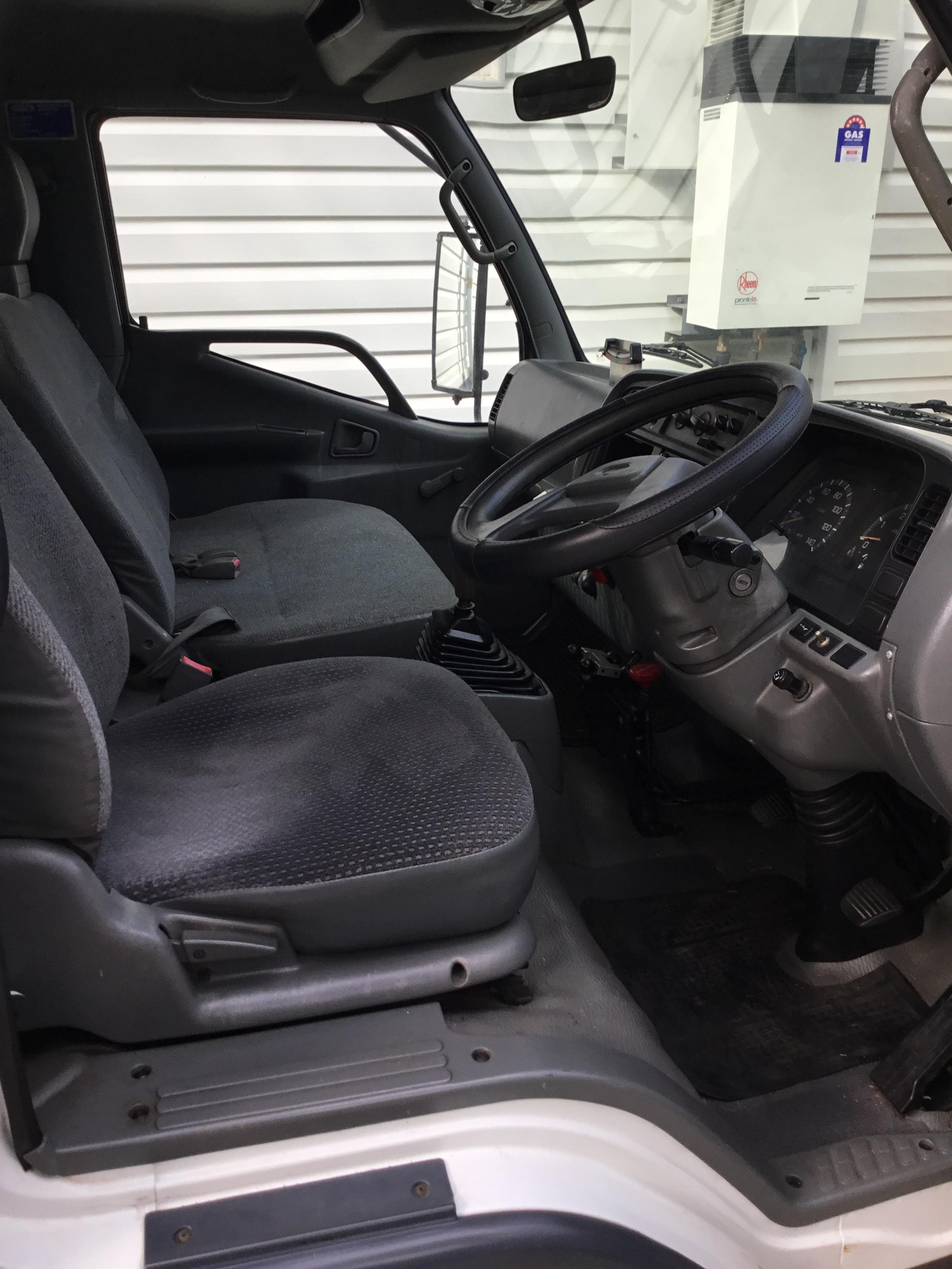 1998 MITSUBISHI CANTER C SWB WIDE FE637 5 SP MANUAL C/CHAS