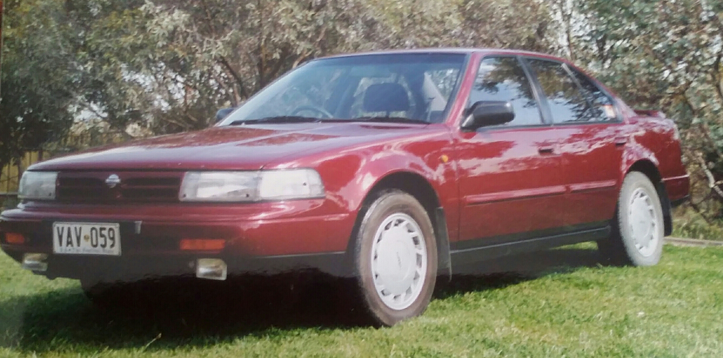 1990 NISSAN MAXIMA M 4 SP AUTOMATIC 4D SEDAN