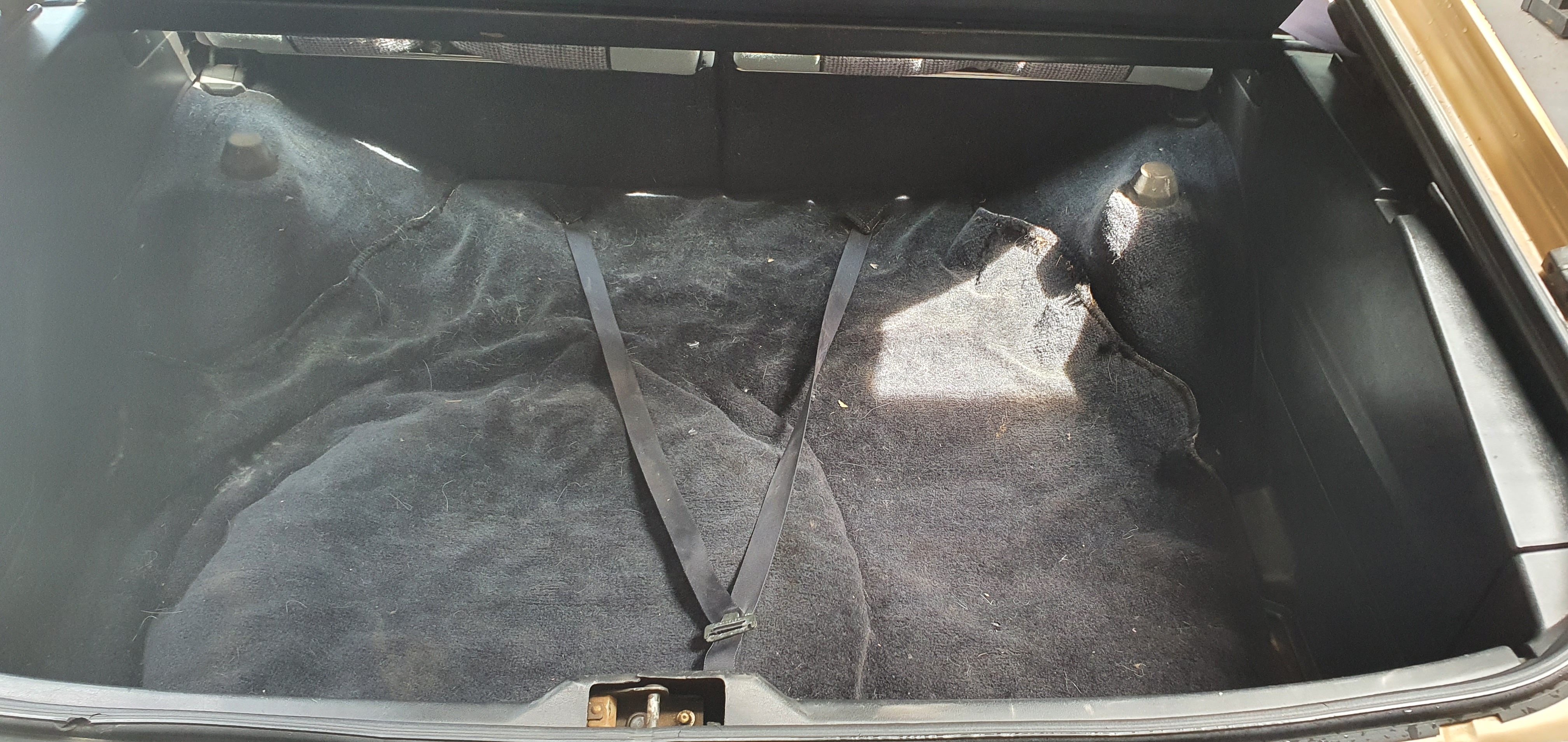 1983 TOYOTA CELICA SA63 4 SP AUTOMATIC 2D LIFTBACK 