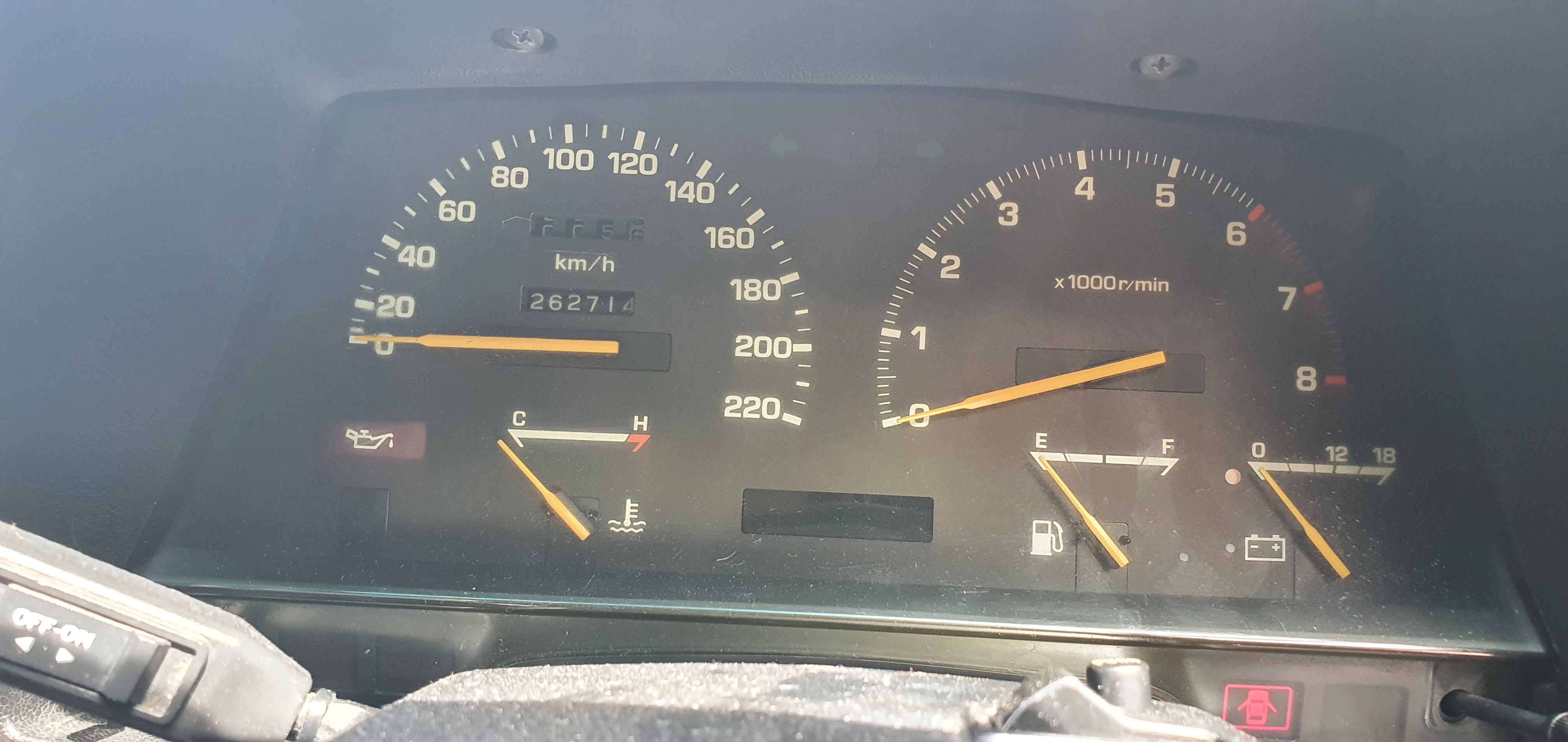 1983 TOYOTA CELICA SA63 4 SP AUTOMATIC 2D LIFTBACK