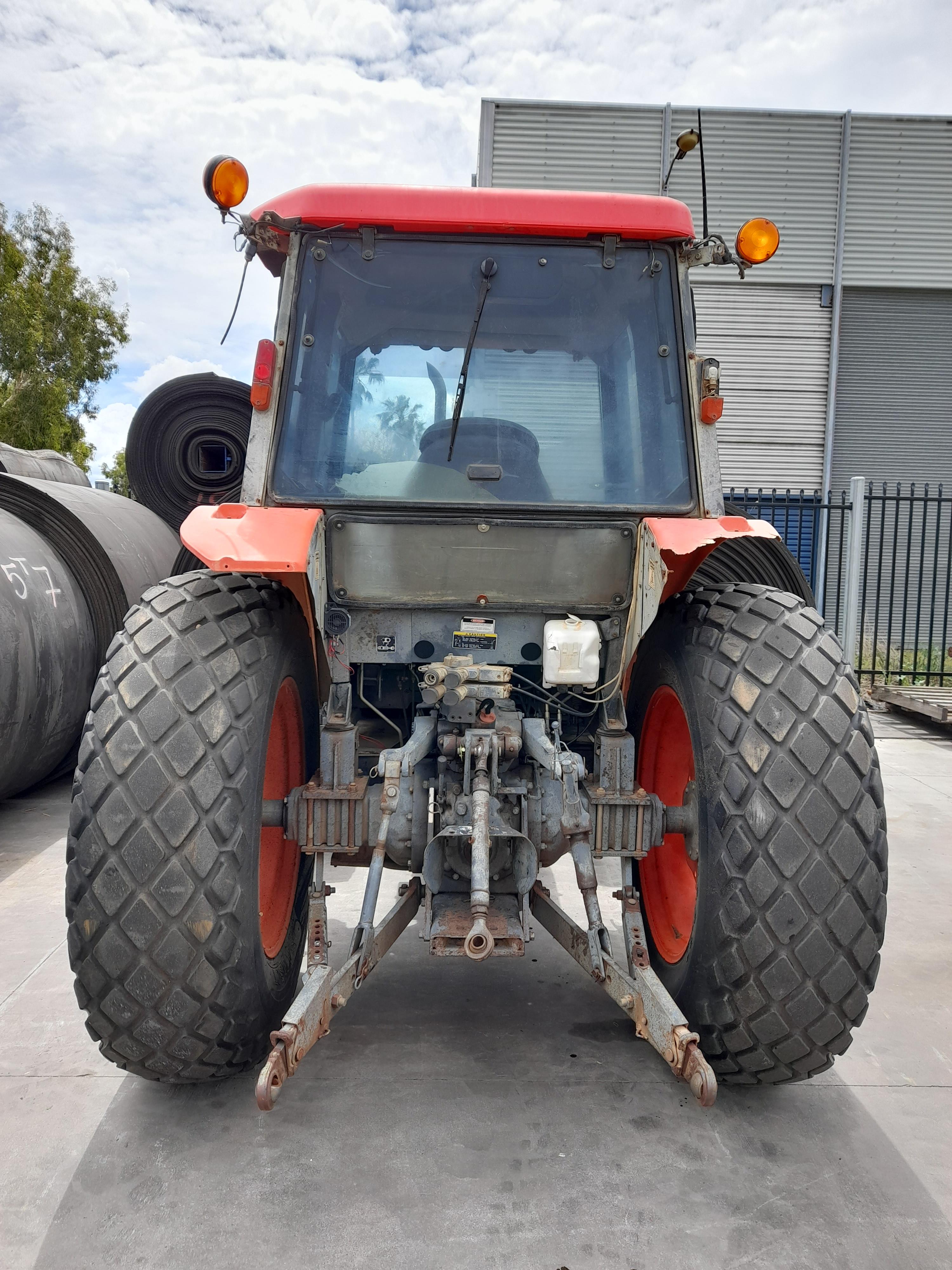 2003 KUBOTA M6800 TRACTOR
