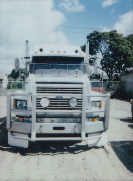 1990 FORD LOUISVILLE PRIME MOVER