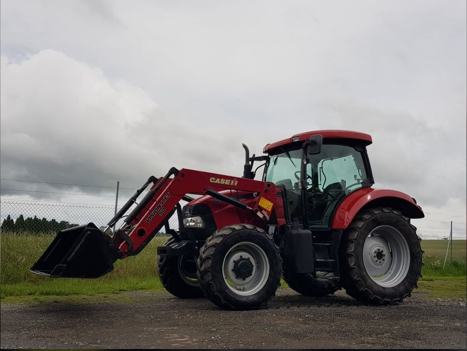 CASE IH MAXXUM 125 TRACTOR