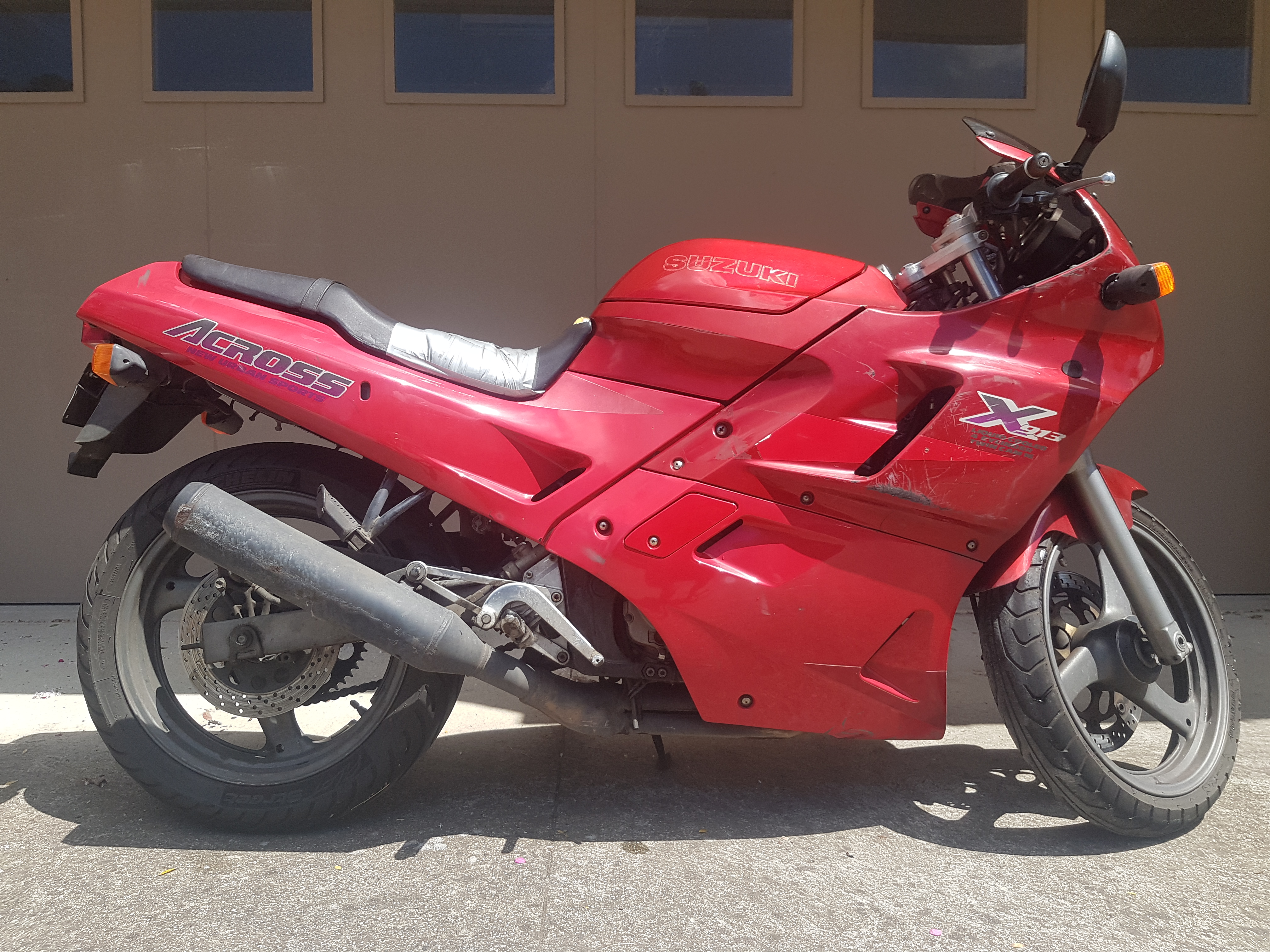 1995 SUZUKI GSX250F (ACROSS) ROAD