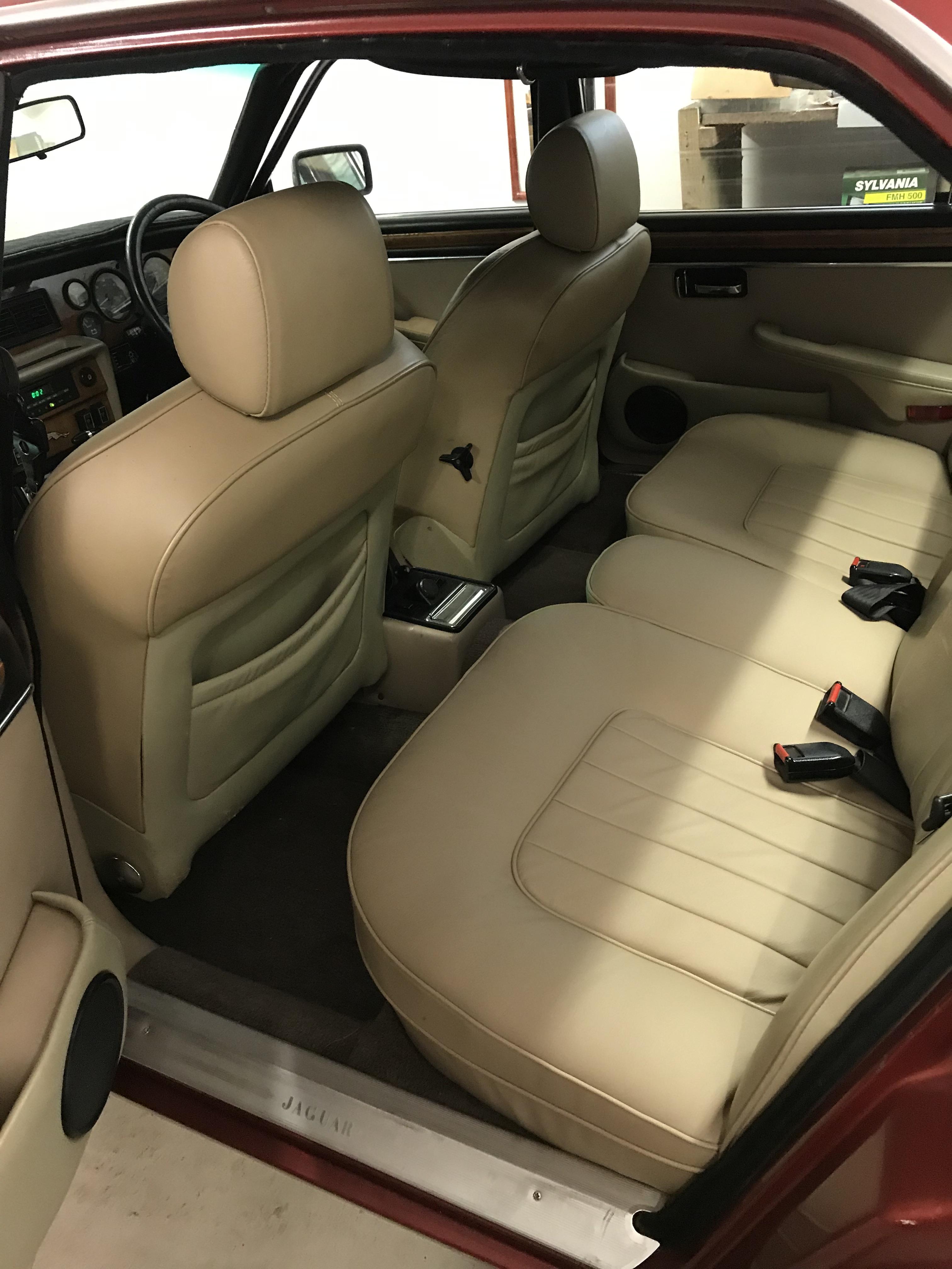 1984 JAGUAR XJ6 SERIES III SEDAN