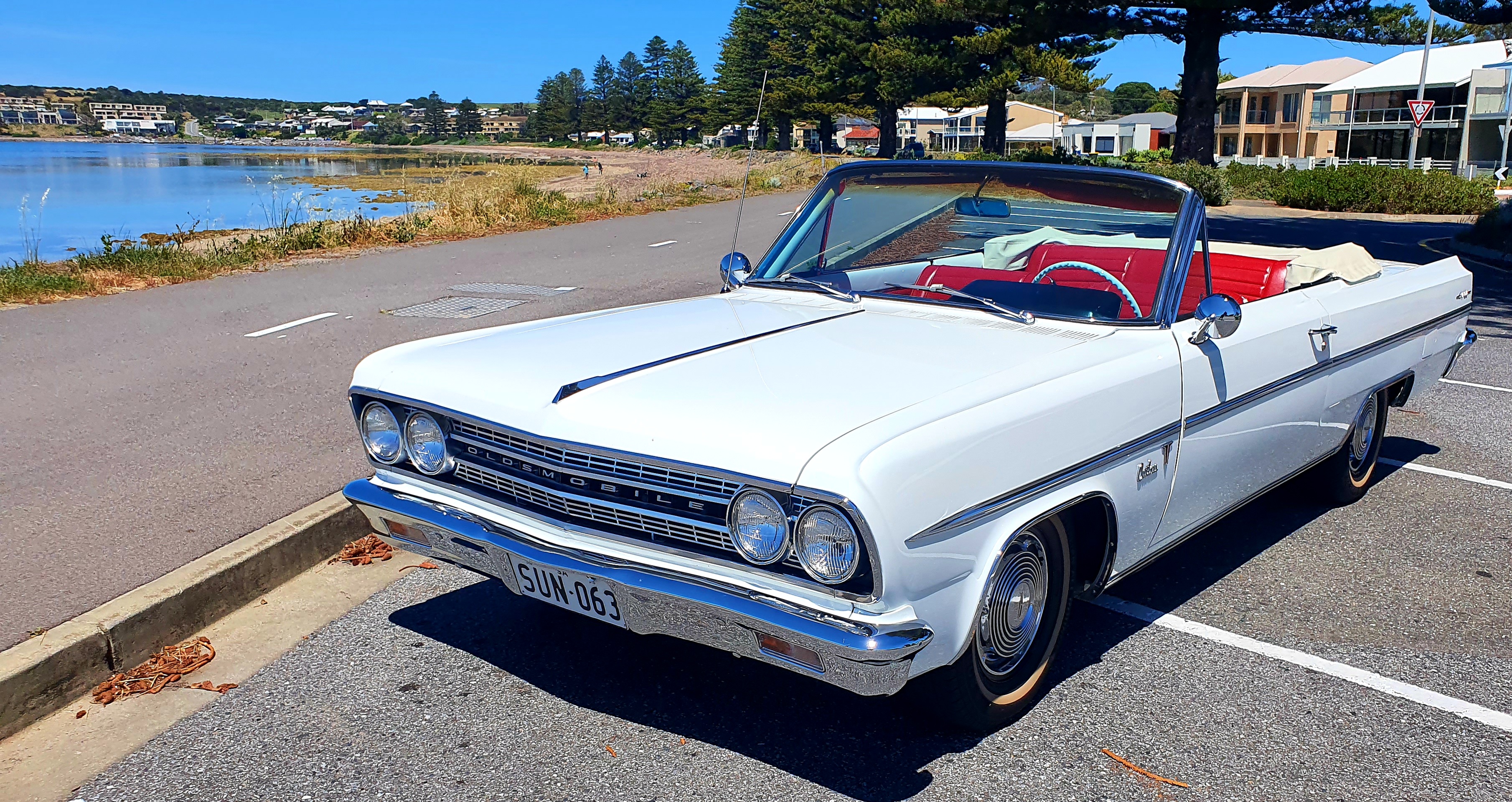 1963 OLDSMOBILE CUTLASS CONVERTIBLE