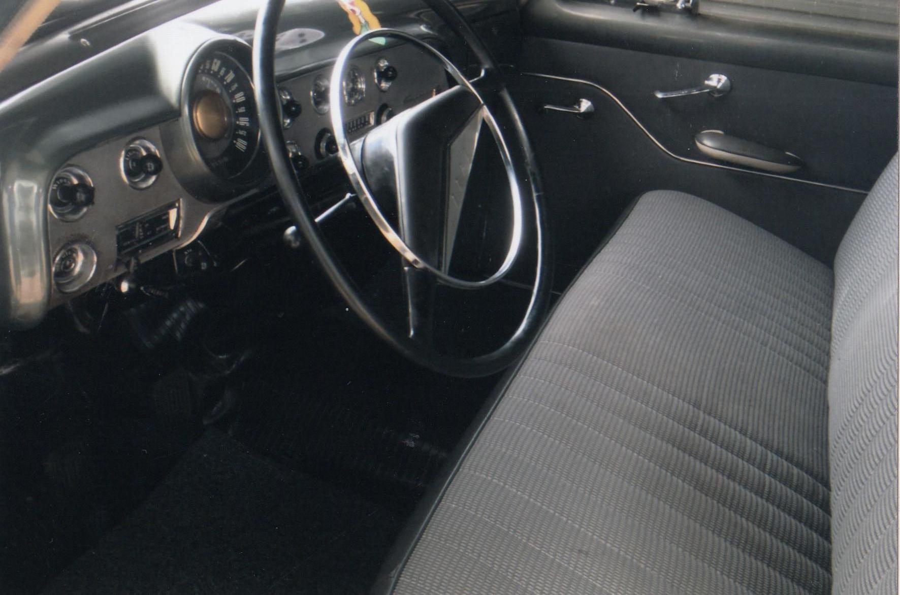 1951 FORD CUSTOMLINE TWIN SPINNER SEDAN