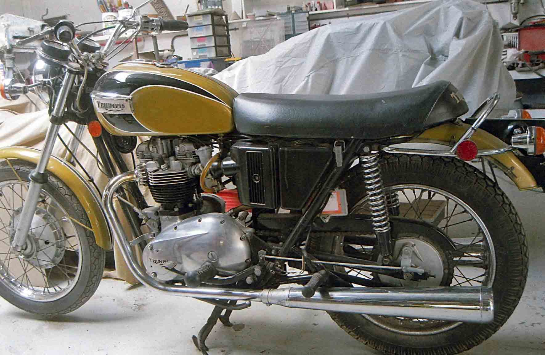 1971 TRIUMPH BONNEVILLE T120R 650CC ROAD